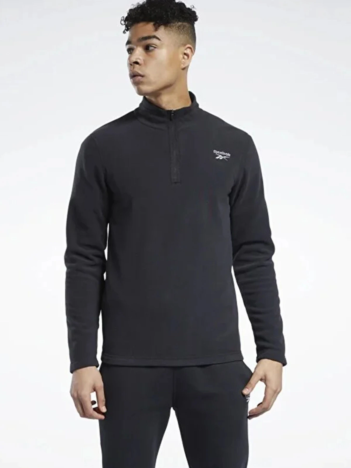 Худи и свитшоты Reebok модель GR8959 Худи и свитшоты Reebok модель GR8959 Фото
