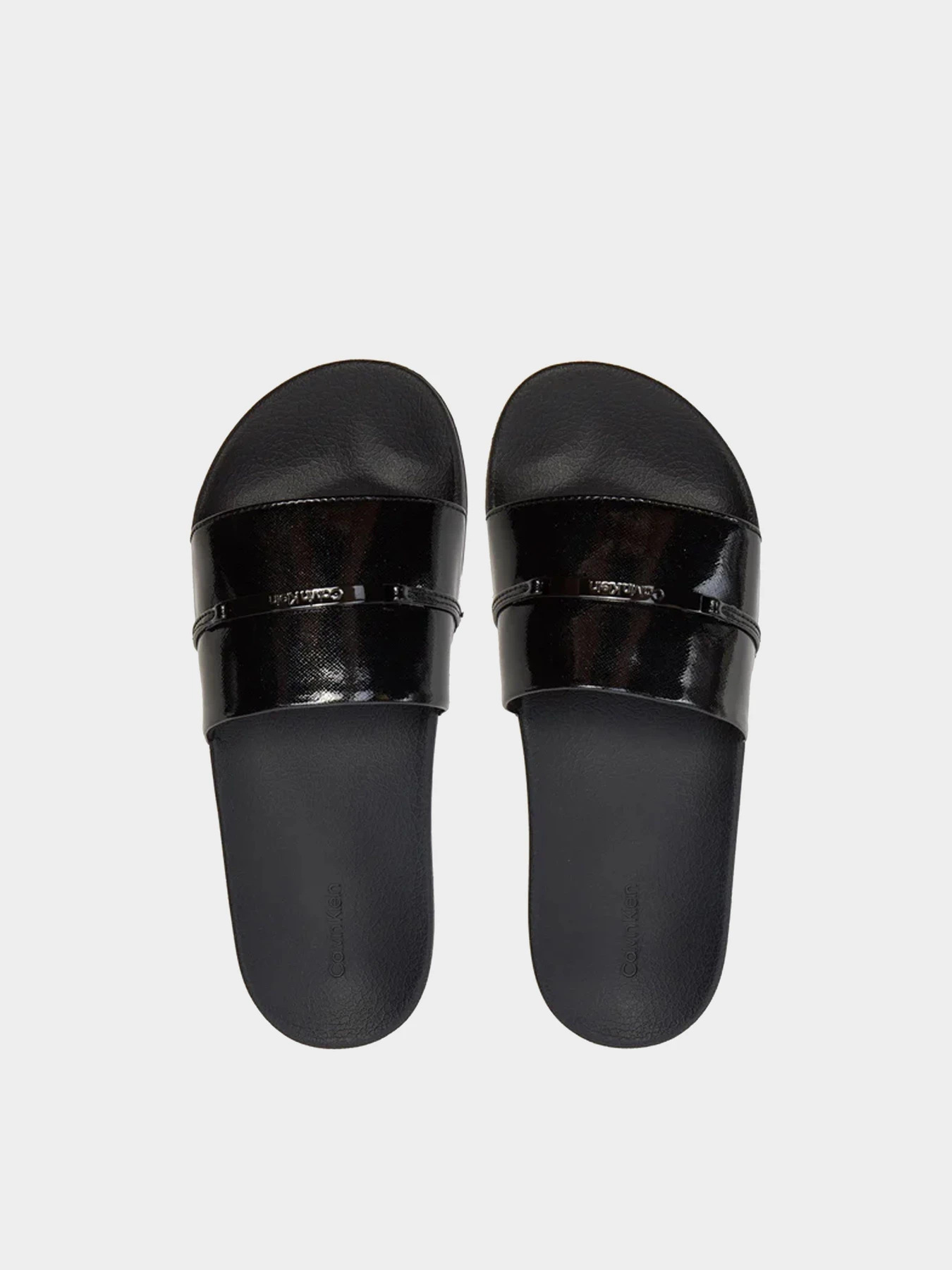 Шлёпанцы Calvin Klein модель HW0HW02235-BEH Шлёпанцы Calvin Klein модель HW0HW02235-BEH Фото