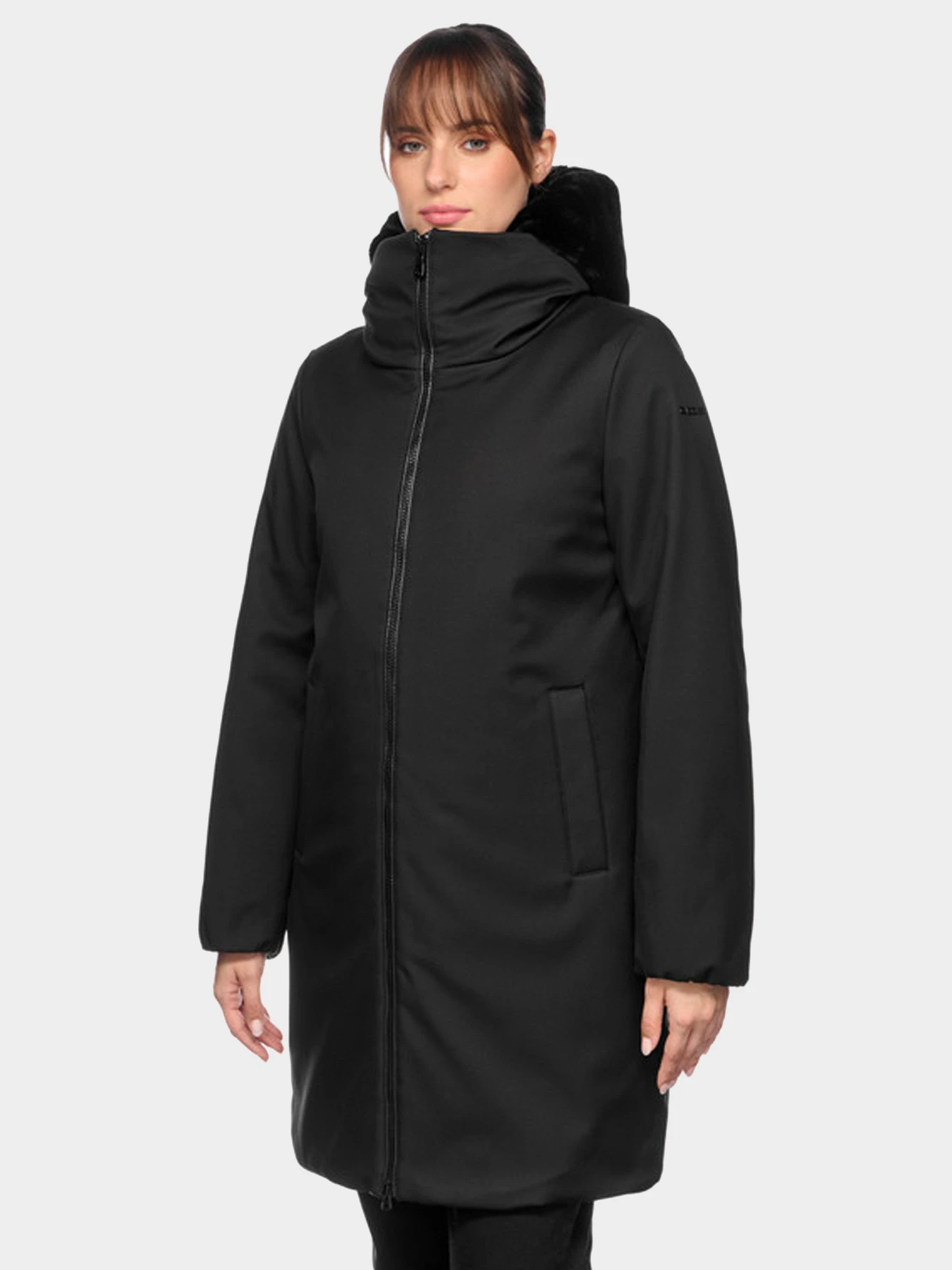 Куртки и дубленки Geox модель W4620F-T3157-F9000 Куртки и дубленки Geox модель W4620F-T3157-F9000 Фото