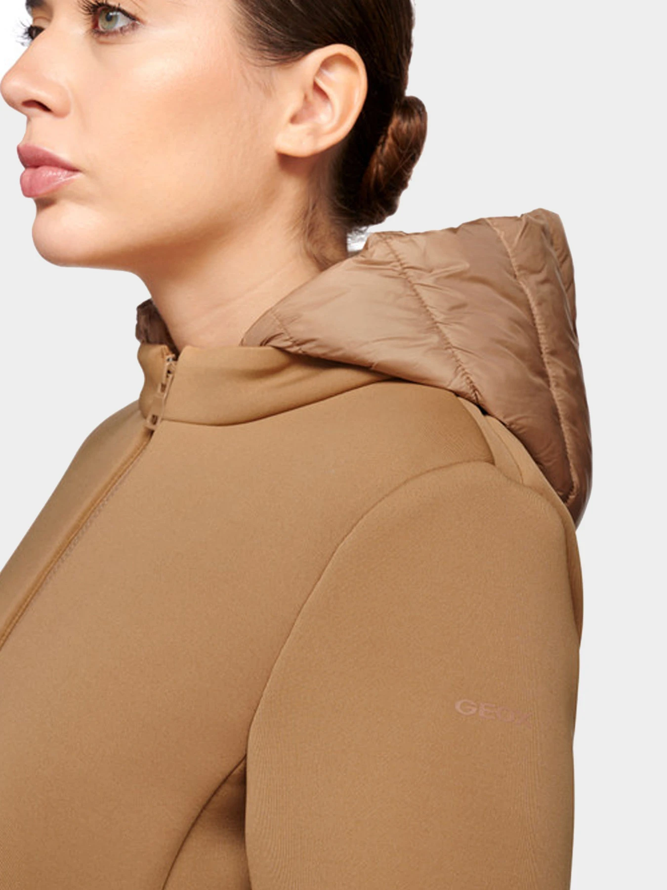 Пальто и плащи Geox модель W4620M-T3174-F5260 Пальто и плащи Geox модель W4620M-T3174-F5260 Фото
