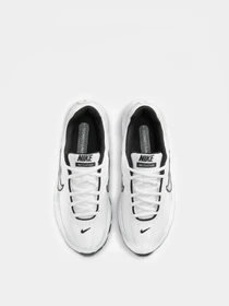 Кроссовки NIKE модель FQ6873-101 Фото