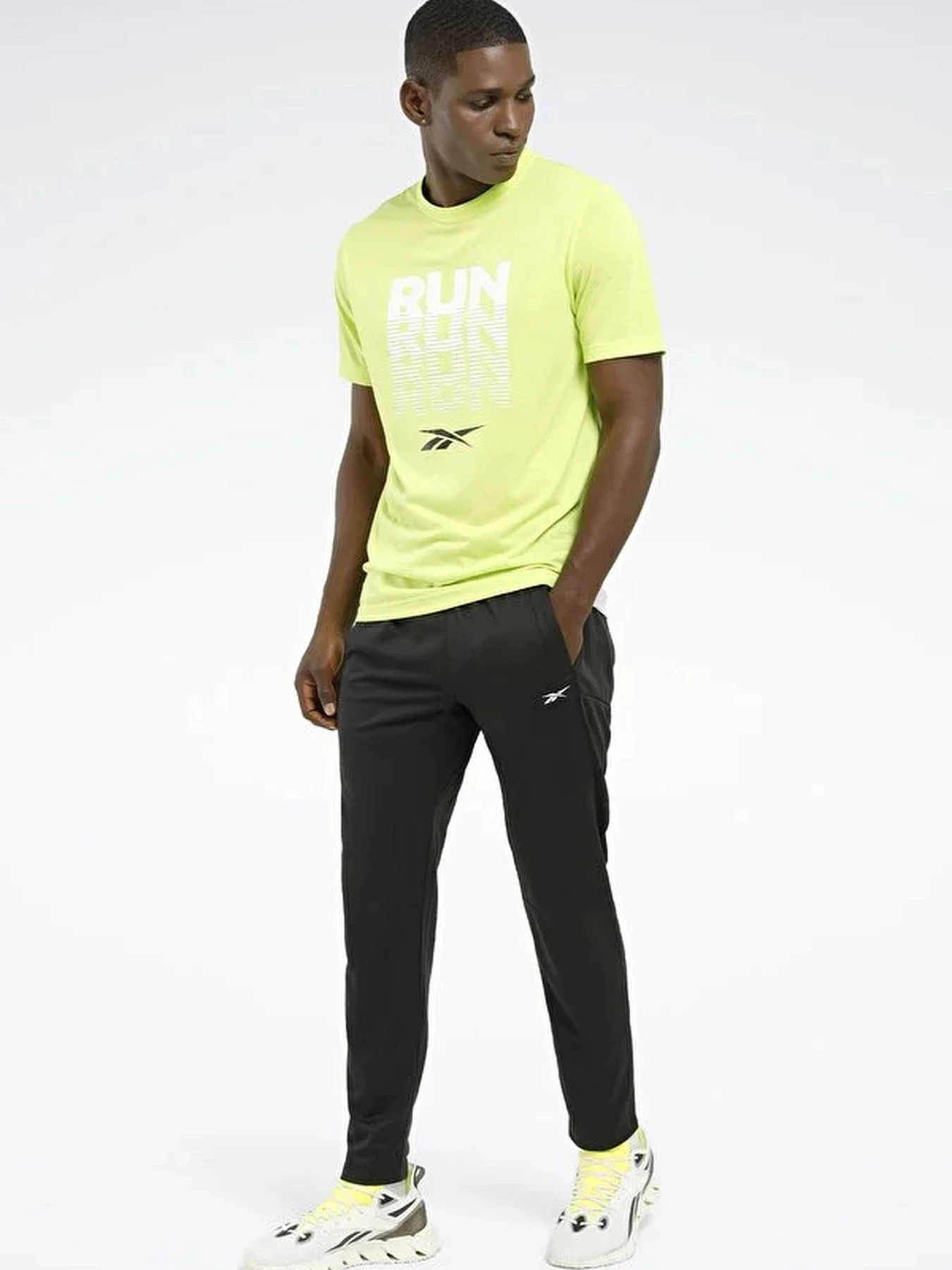 Брюки Reebok модель FJ4057 Брюки Reebok модель FJ4057 Фото