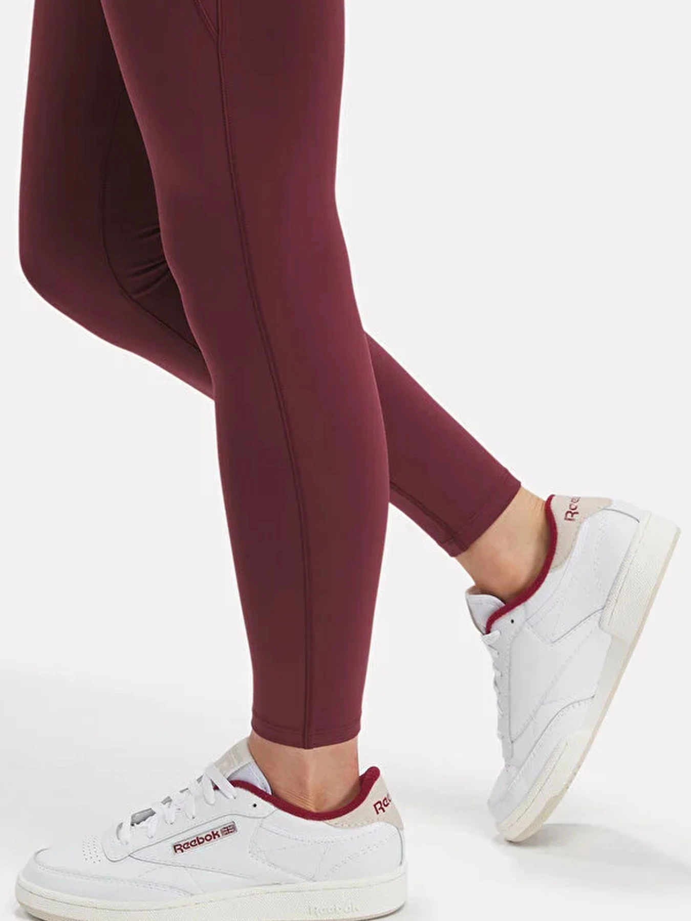 Брюки Reebok модель IL2386 Брюки Reebok модель IL2386 Фото