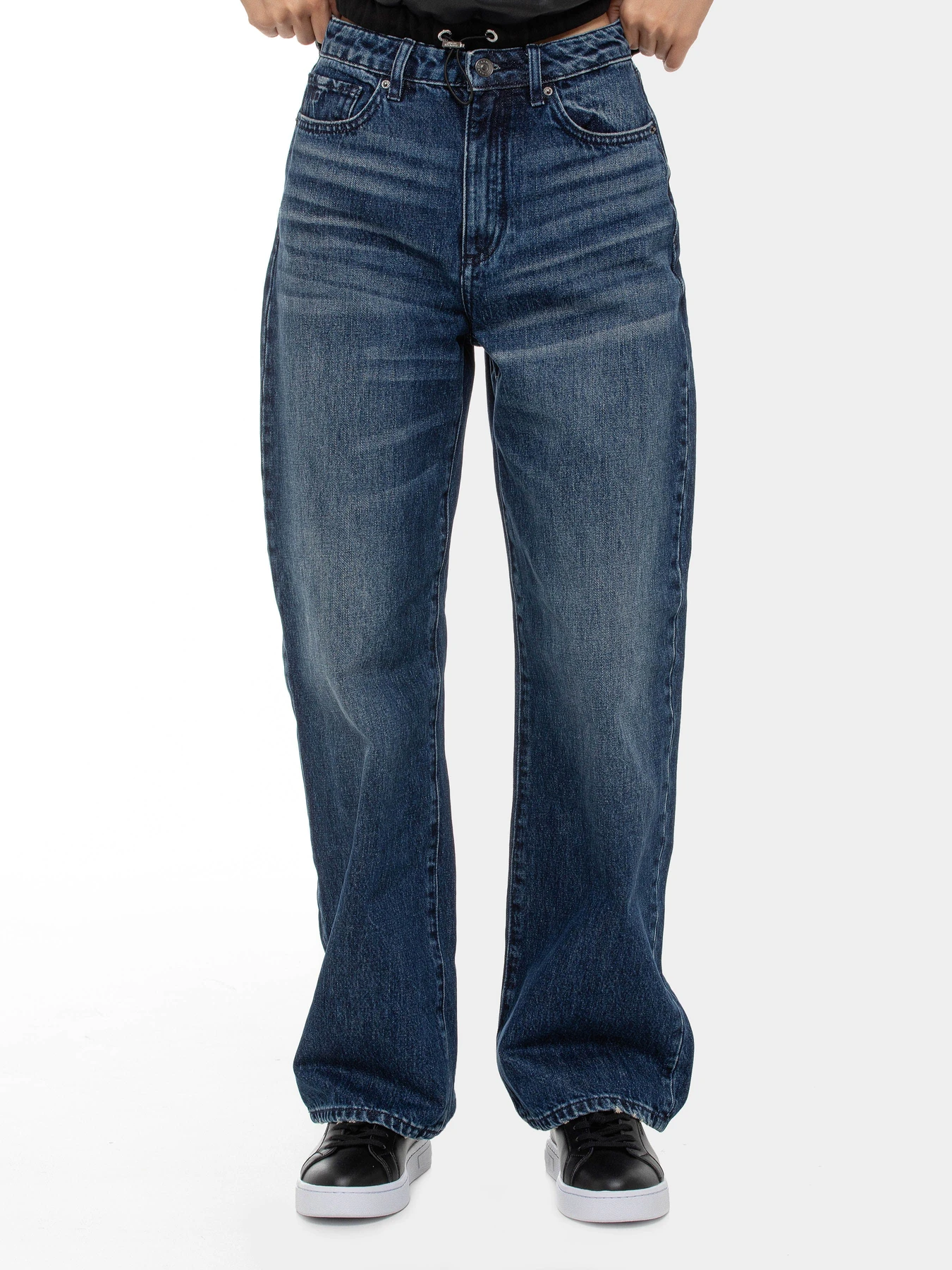 Джинсы Armani Exchange модель 6DYJ38-Y19HZ-05EJ Джинсы Armani Exchange модель 6DYJ38-Y19HZ-05EJ Фото