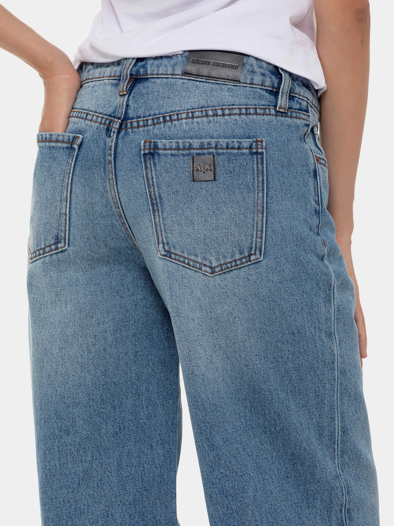Джинсы Armani Exchange модель 6DYJ52-Y39KZ-1500 Джинсы Armani Exchange модель 6DYJ52-Y39KZ-1500 Фото