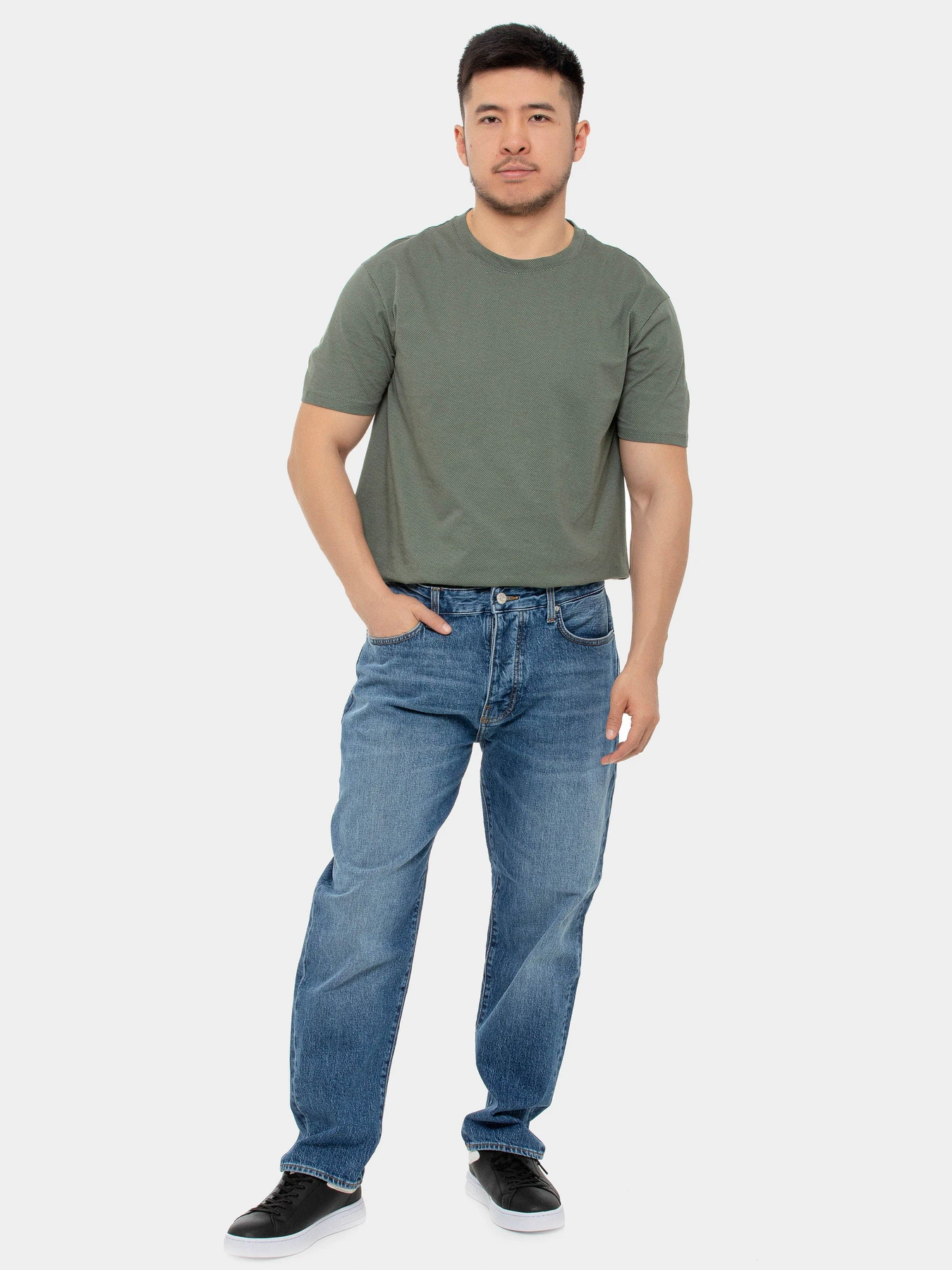 Джинсы Armani Exchange модель 6DZJ71-Z1RSZ-1500 Джинсы Armani Exchange модель 6DZJ71-Z1RSZ-1500 Фото