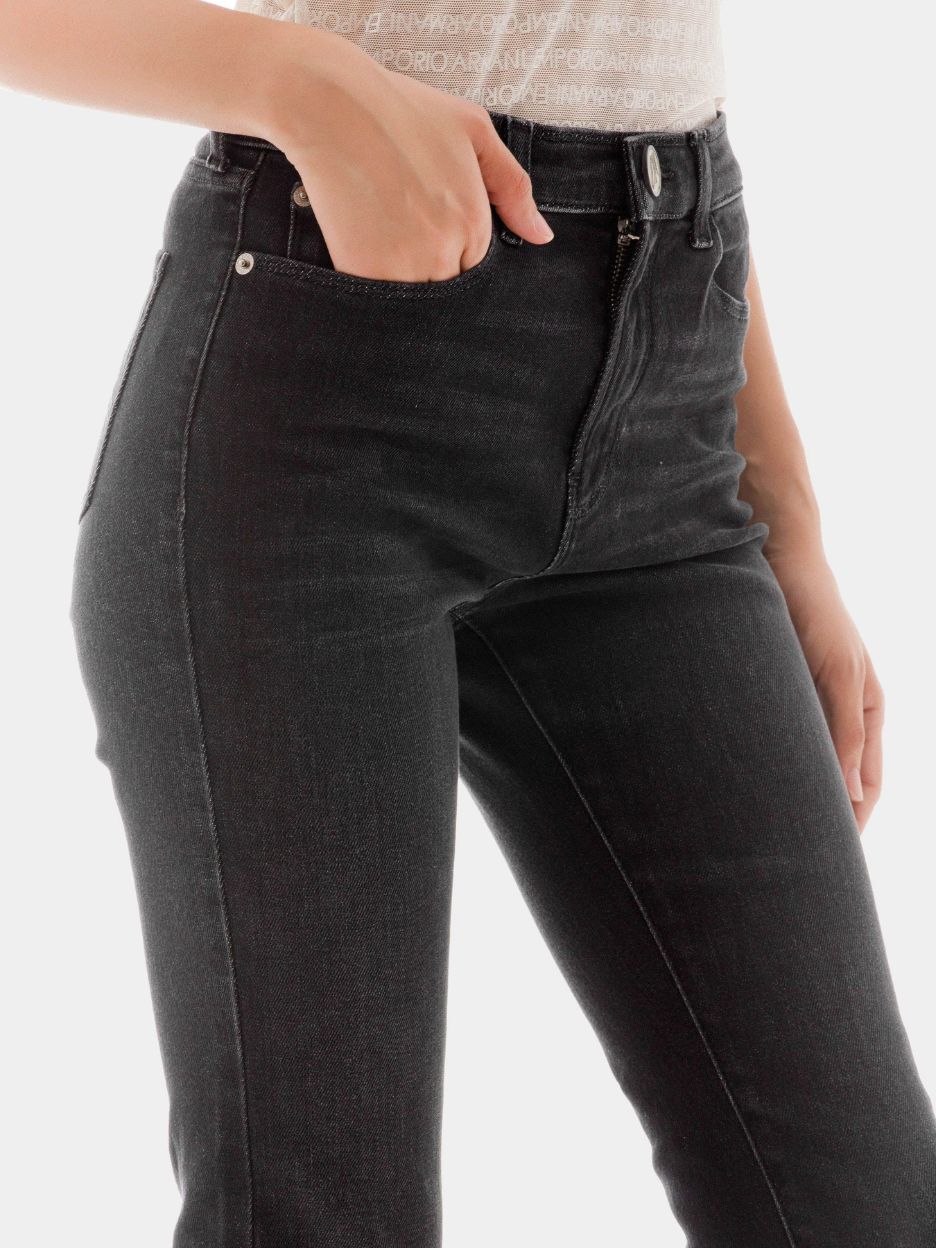 Джинсы Emporio Armani модель 6D2J20-2DUPZ-0005 Джинсы Emporio Armani модель 6D2J20-2DUPZ-0005 Фото