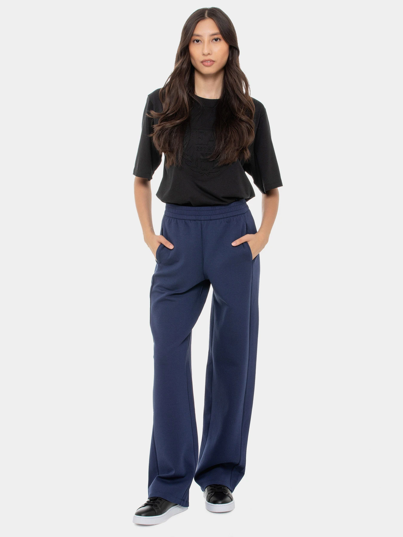 Брюки Emporio Armani модель 6D2P6E-1JHSZ-0917 Брюки Emporio Armani модель 6D2P6E-1JHSZ-0917 Фото