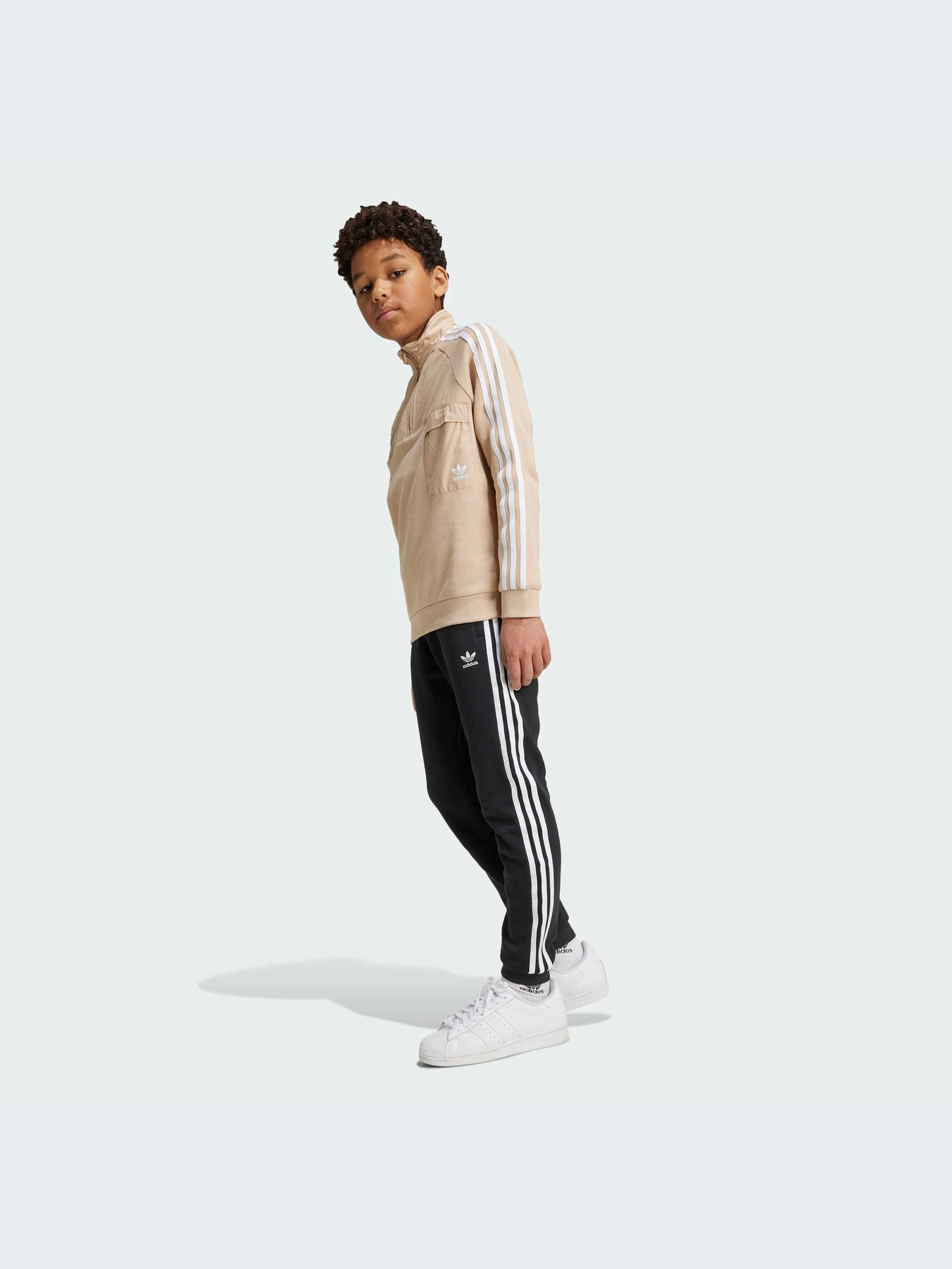 Брюки Adidas модель IY7484-KZ Брюки Adidas модель IY7484-KZ Фото