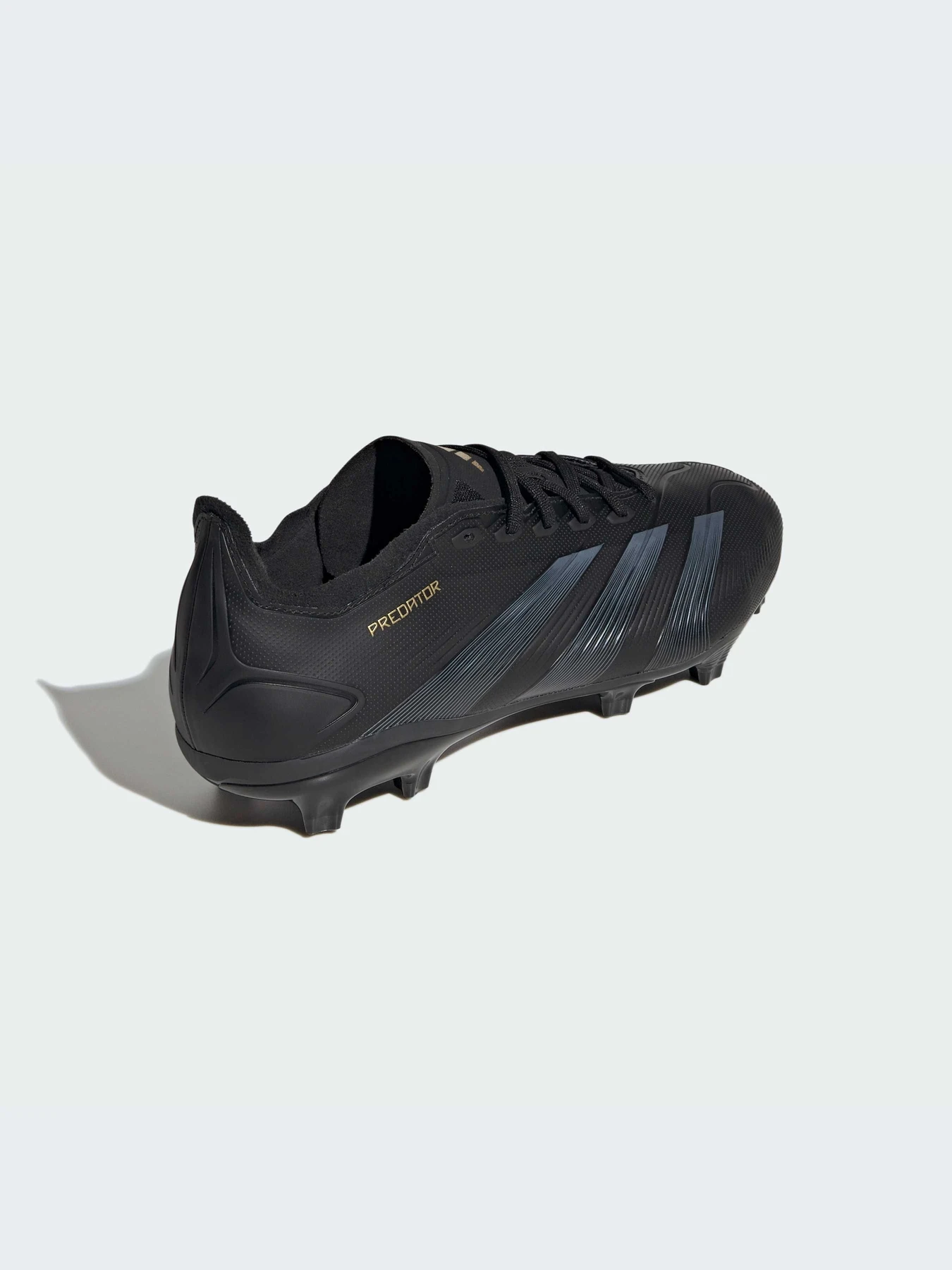 Кроссовки Adidas Predator модель IF6347-KZ Кроссовки Adidas Predator модель IF6347-KZ Фото