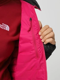 Куртки и дубленки The North Face модель NF0A87HHROM1 Фото