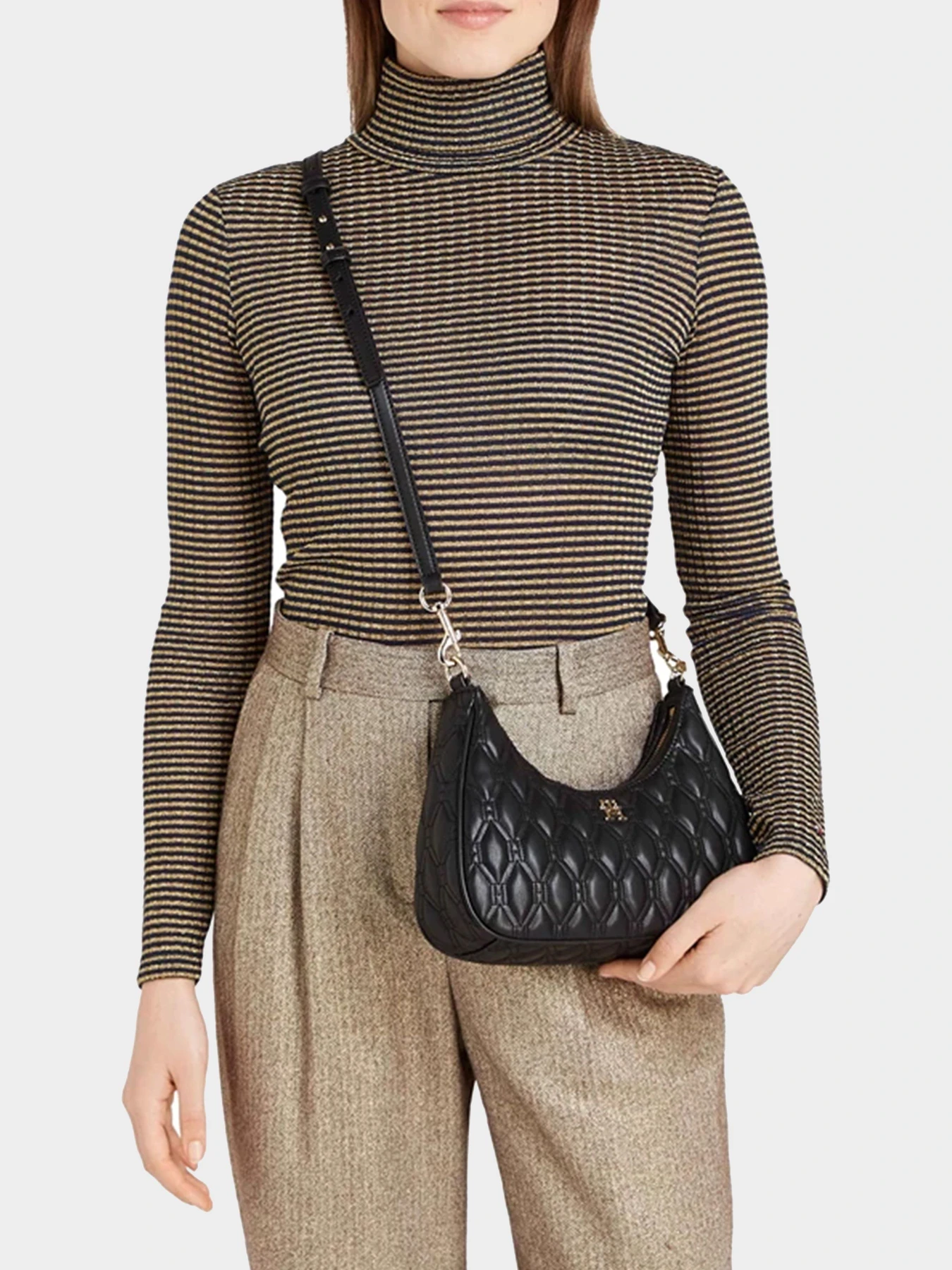 Сумки Tommy Hilfiger модель AW0AW16436-BDS Фото