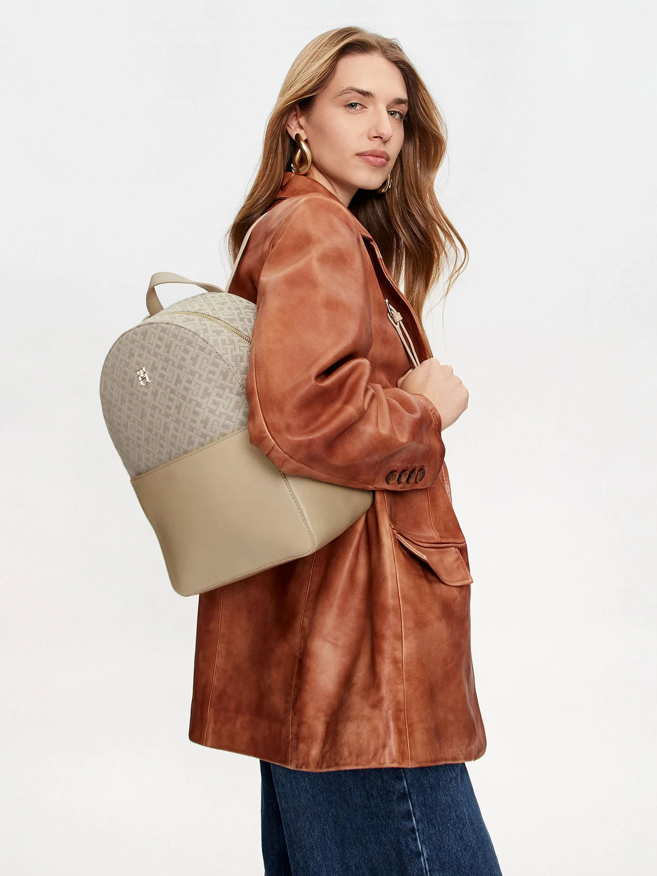 Рюкзаки Tommy Hilfiger модель AW0AW17074-AEG Рюкзаки Tommy Hilfiger модель AW0AW17074-AEG Фото
