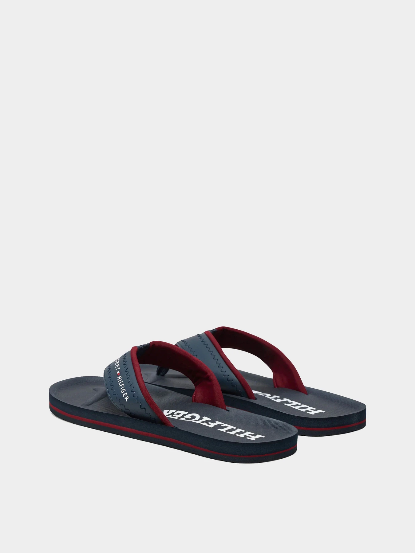 Шлёпанцы Tommy Hilfiger модель FM0FM05235-POM Фото