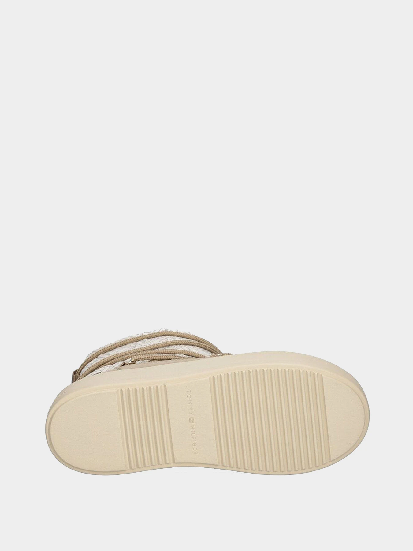 Ботинки и сапоги Tommy Hilfiger модель FW0FW08430-AEG Ботинки и сапоги Tommy Hilfiger модель FW0FW08430-AEG Фото