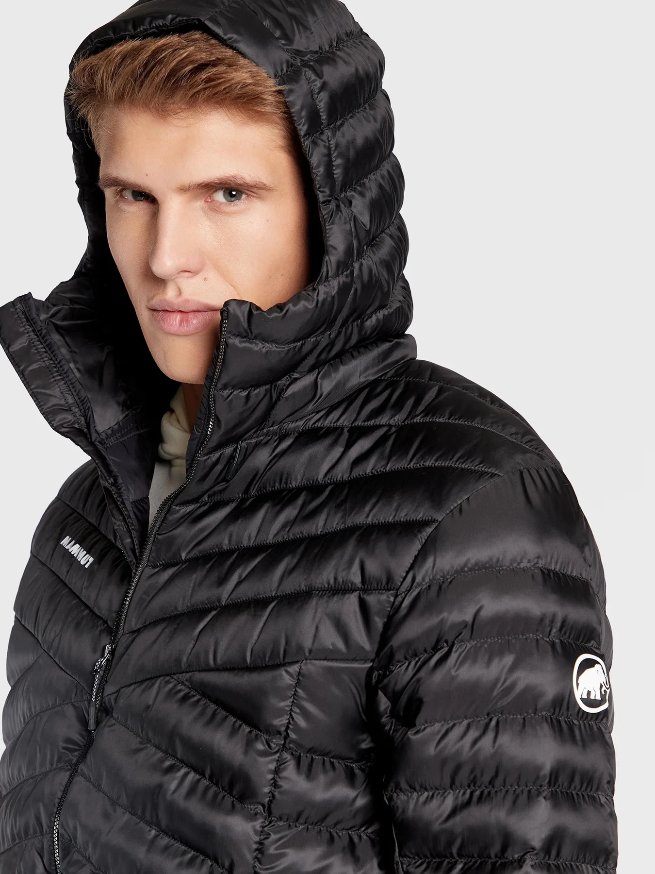Куртки и дубленки Mammut модель 1013-01781-0001 Куртки и дубленки Mammut модель 1013-01781-0001 Фото