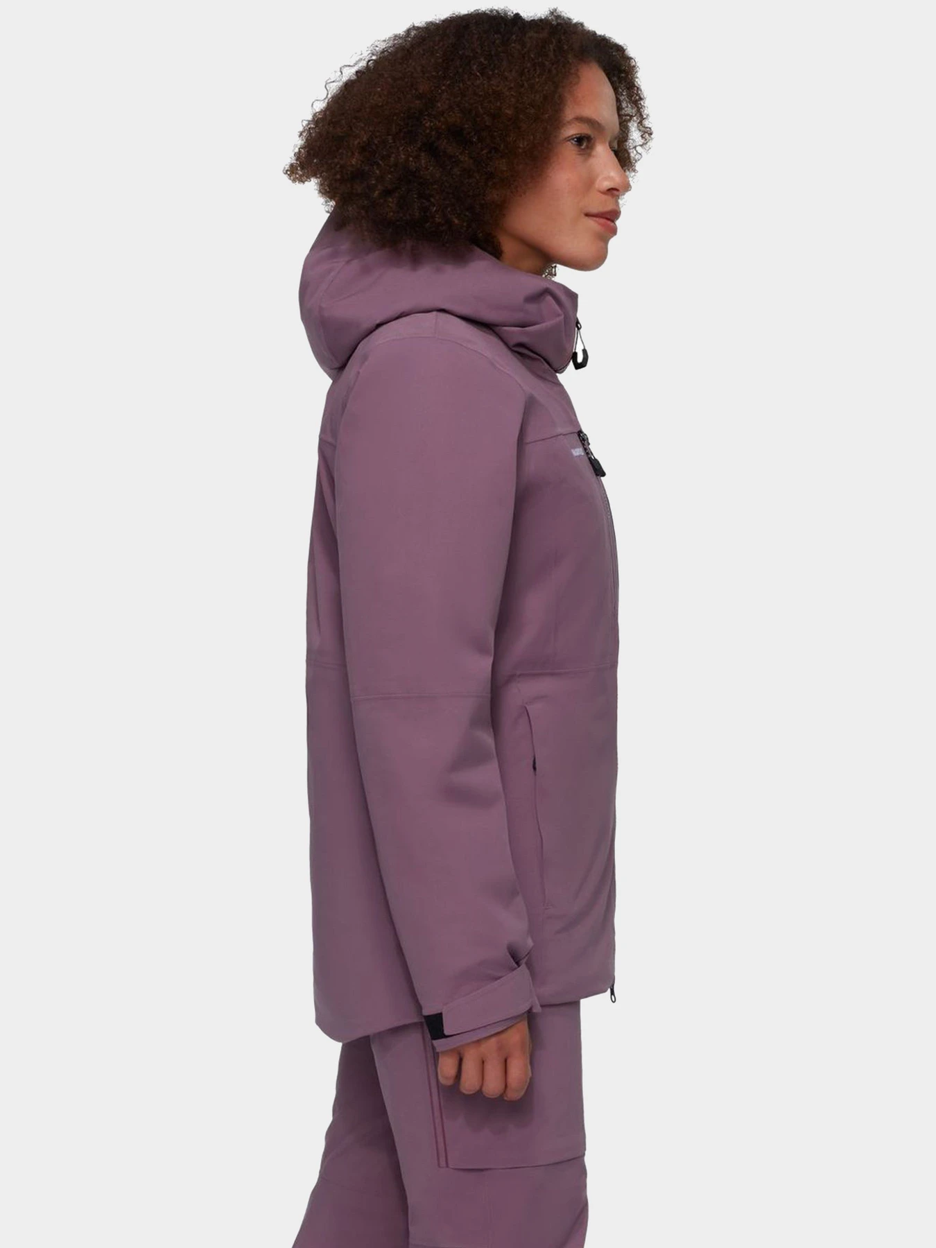 Куртки и дубленки Mammut модель 1010-31090-50607 Куртки и дубленки Mammut модель 1010-31090-50607 Фото