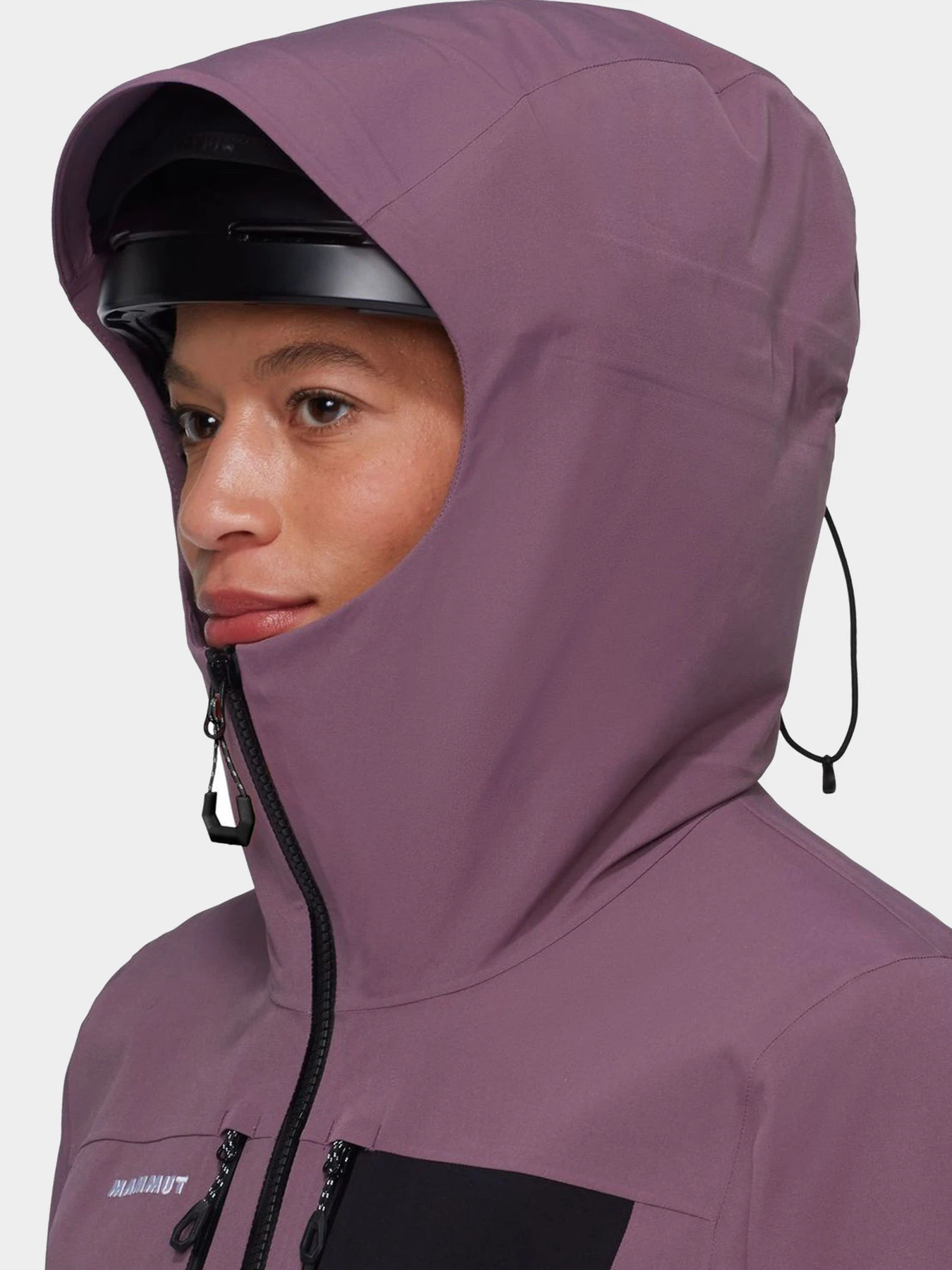 Куртки и дубленки Mammut модель 1010-31090-50607 Куртки и дубленки Mammut модель 1010-31090-50607 Фото