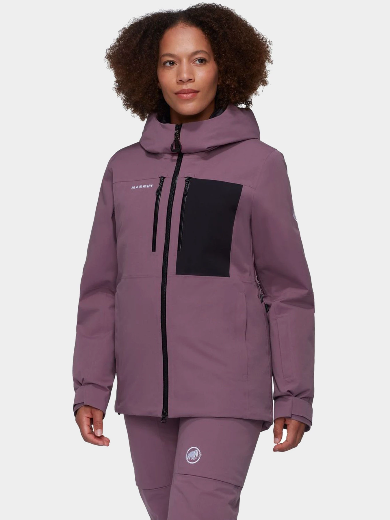 Куртки и дубленки Mammut модель 1010-31090-50607 Куртки и дубленки Mammut модель 1010-31090-50607 Фото