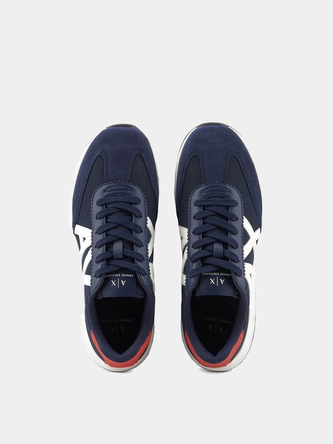 Кроссовки Armani Exchange модель XUX071-XV527-U202 Кроссовки Armani Exchange модель XUX071-XV527-U202 Фото
