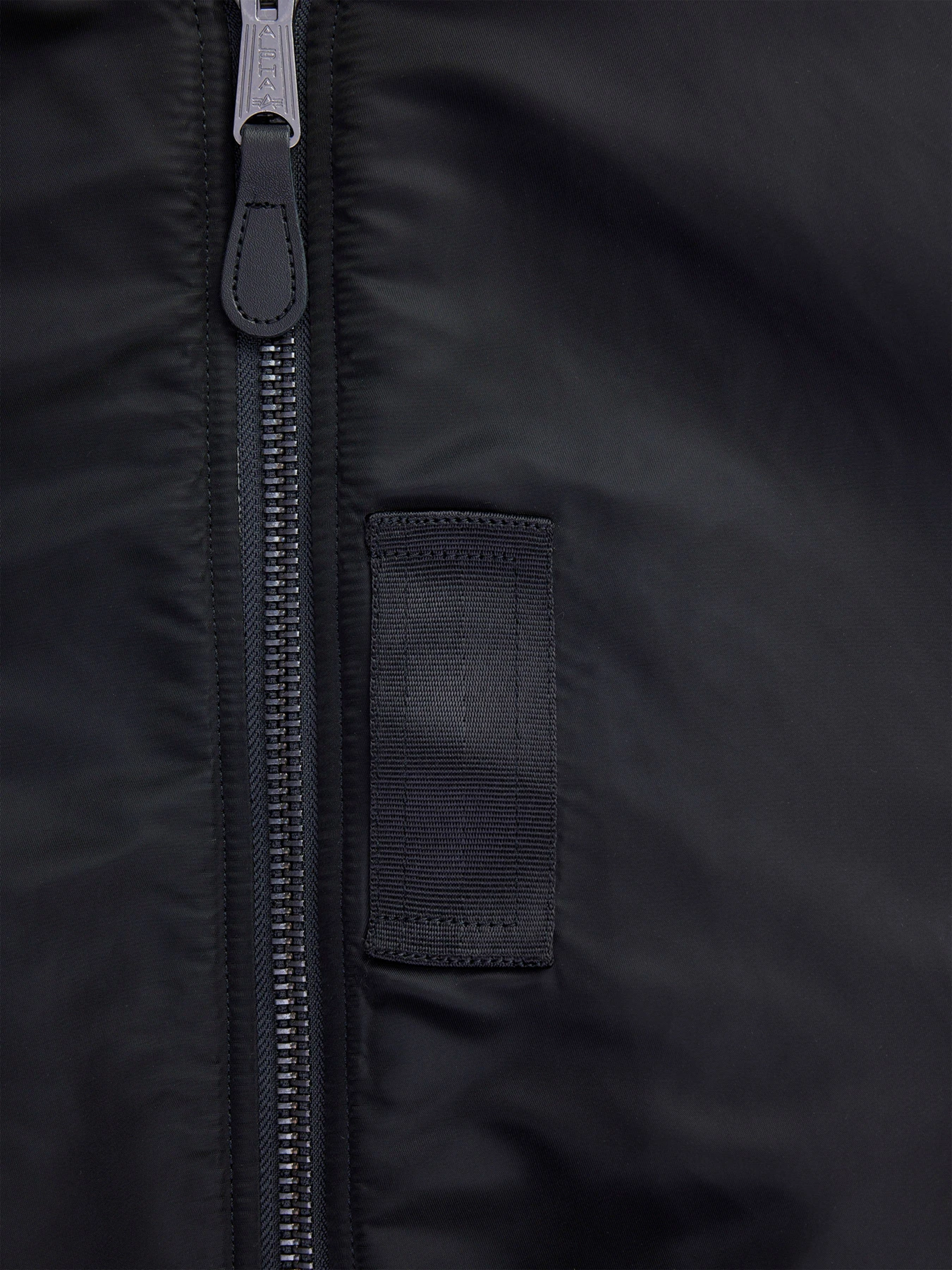 Куртки и дубленки Alpha Industries модель MJ154500C1_001 Фото