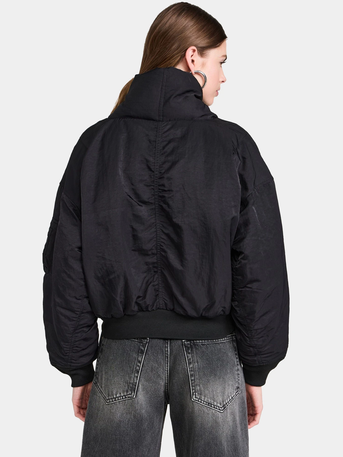 Куртки и дубленки Alpha Industries модель WJS54500C1_001 Куртки и дубленки Alpha Industries модель WJS54500C1_001 Фото