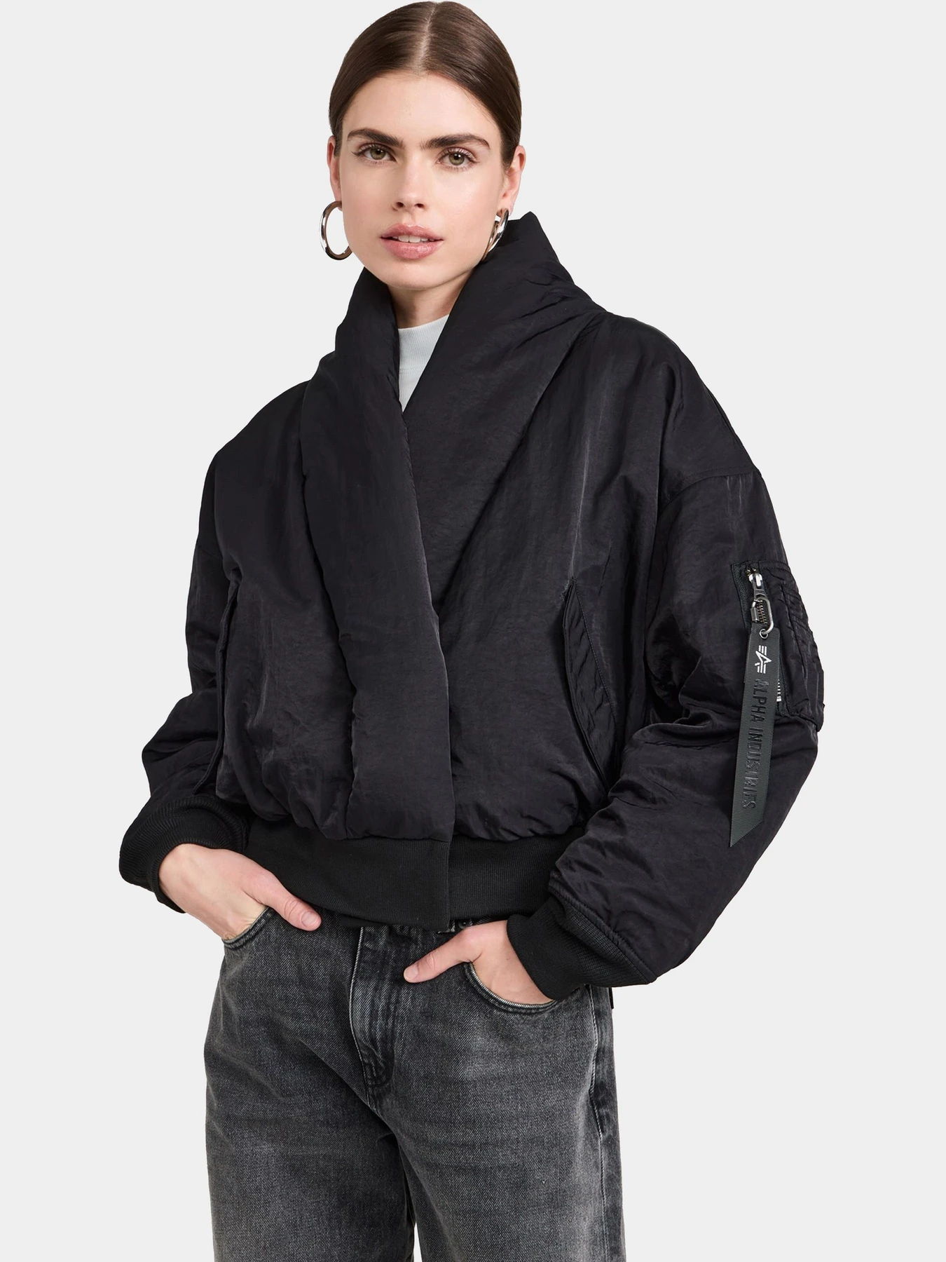Куртки и дубленки Alpha Industries модель WJS54500C1_001 Куртки и дубленки Alpha Industries модель WJS54500C1_001 Фото