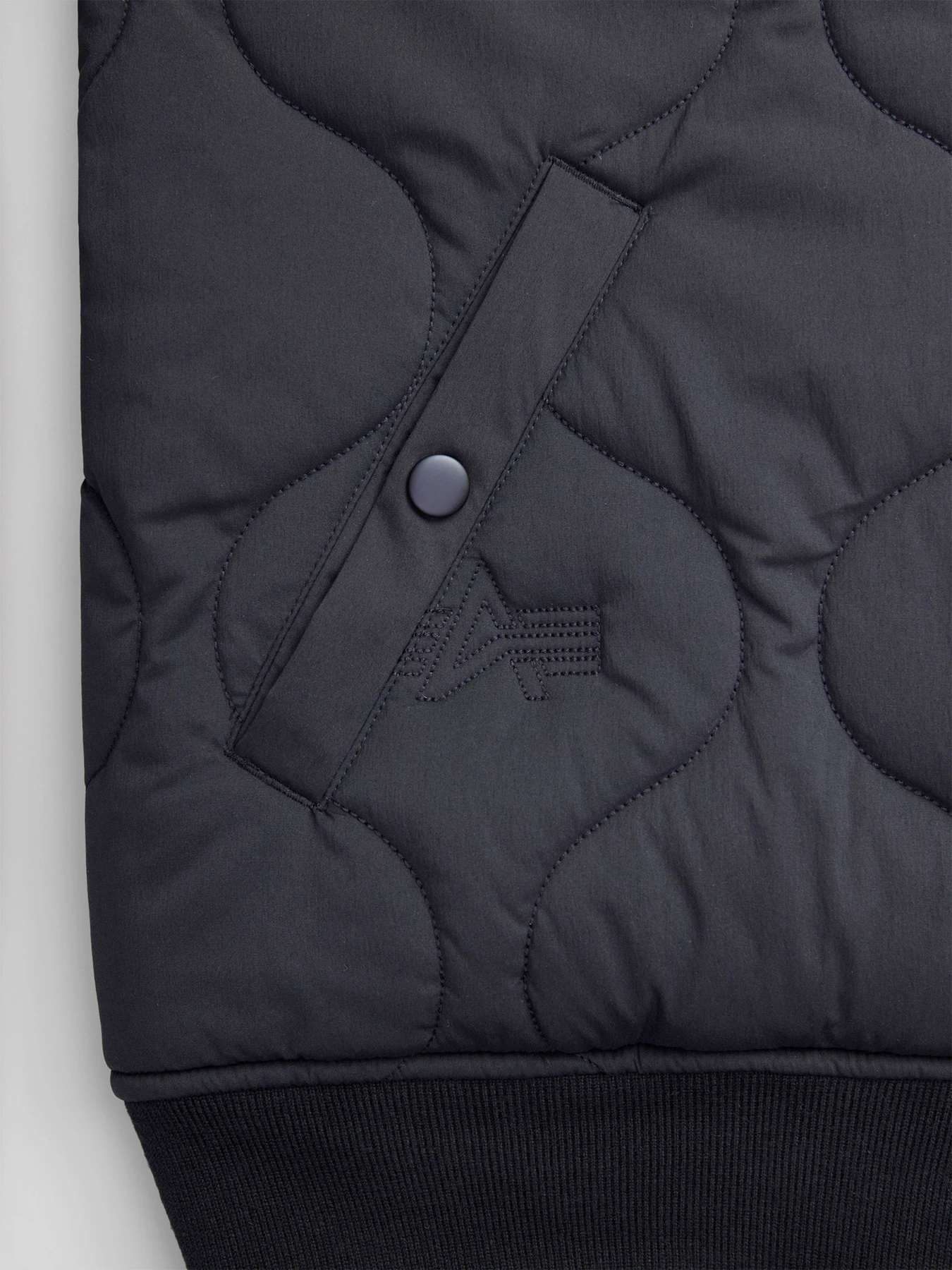 Куртки и дубленки Alpha Industries модель MJR54500C1_001 Фото