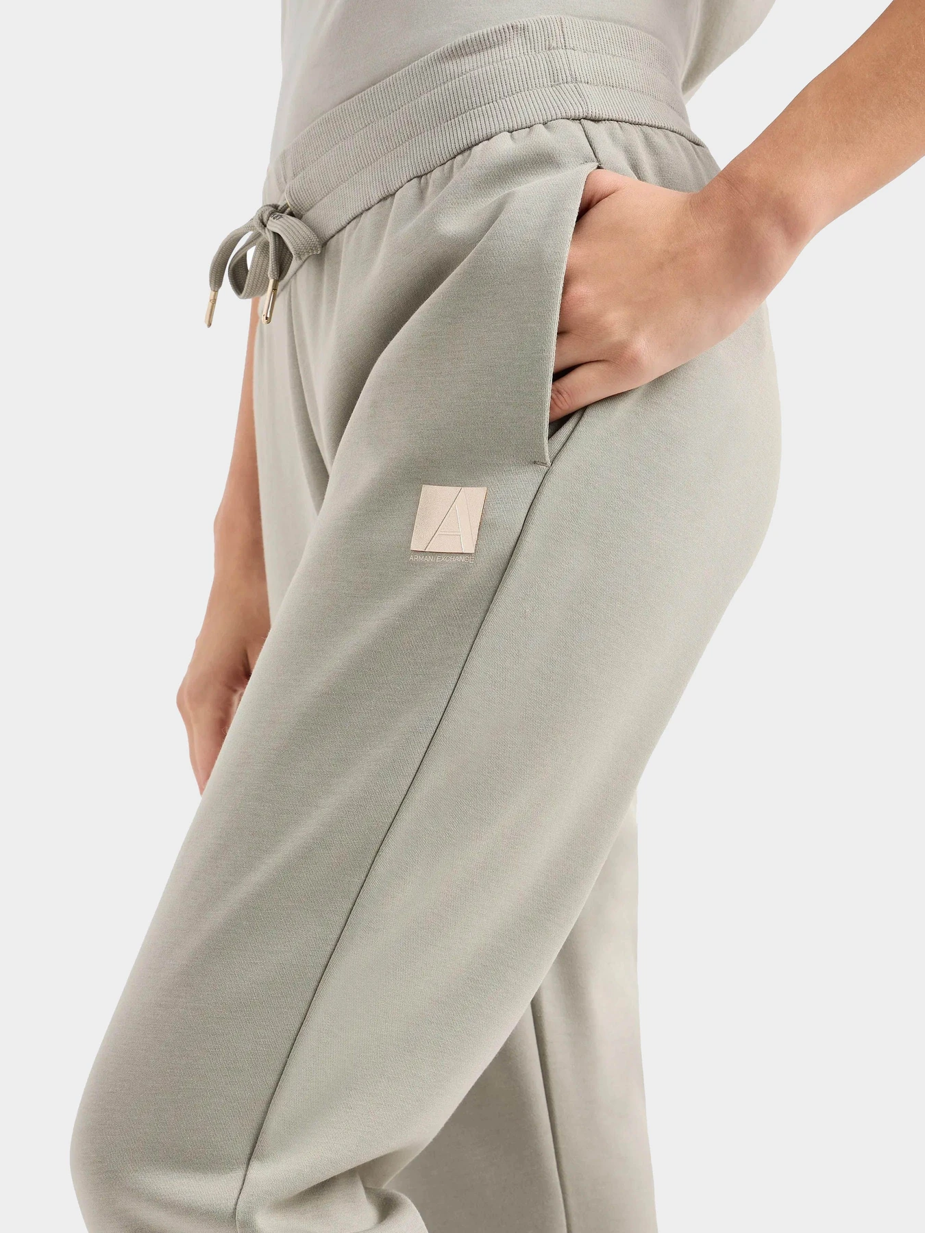 Брюки Armani Exchange модель 6DYP82-YJFYZ-1999 Брюки Armani Exchange модель 6DYP82-YJFYZ-1999 Фото