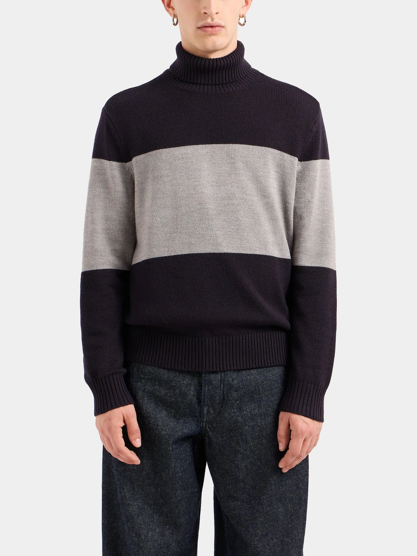 Худи и свитшоты Armani Exchange модель 6DZM2E-ZM1LZ-25FV Худи и свитшоты Armani Exchange модель 6DZM2E-ZM1LZ-25FV Фото