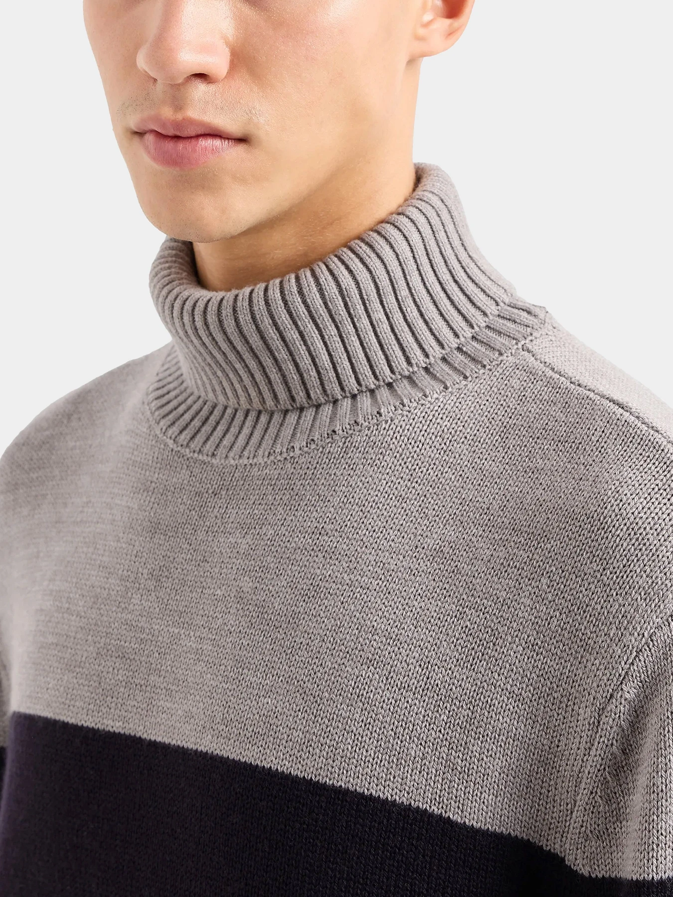 Худи и свитшоты Armani Exchange модель 6DZM2E-ZM1LZ-27AD Худи и свитшоты Armani Exchange модель 6DZM2E-ZM1LZ-27AD Фото