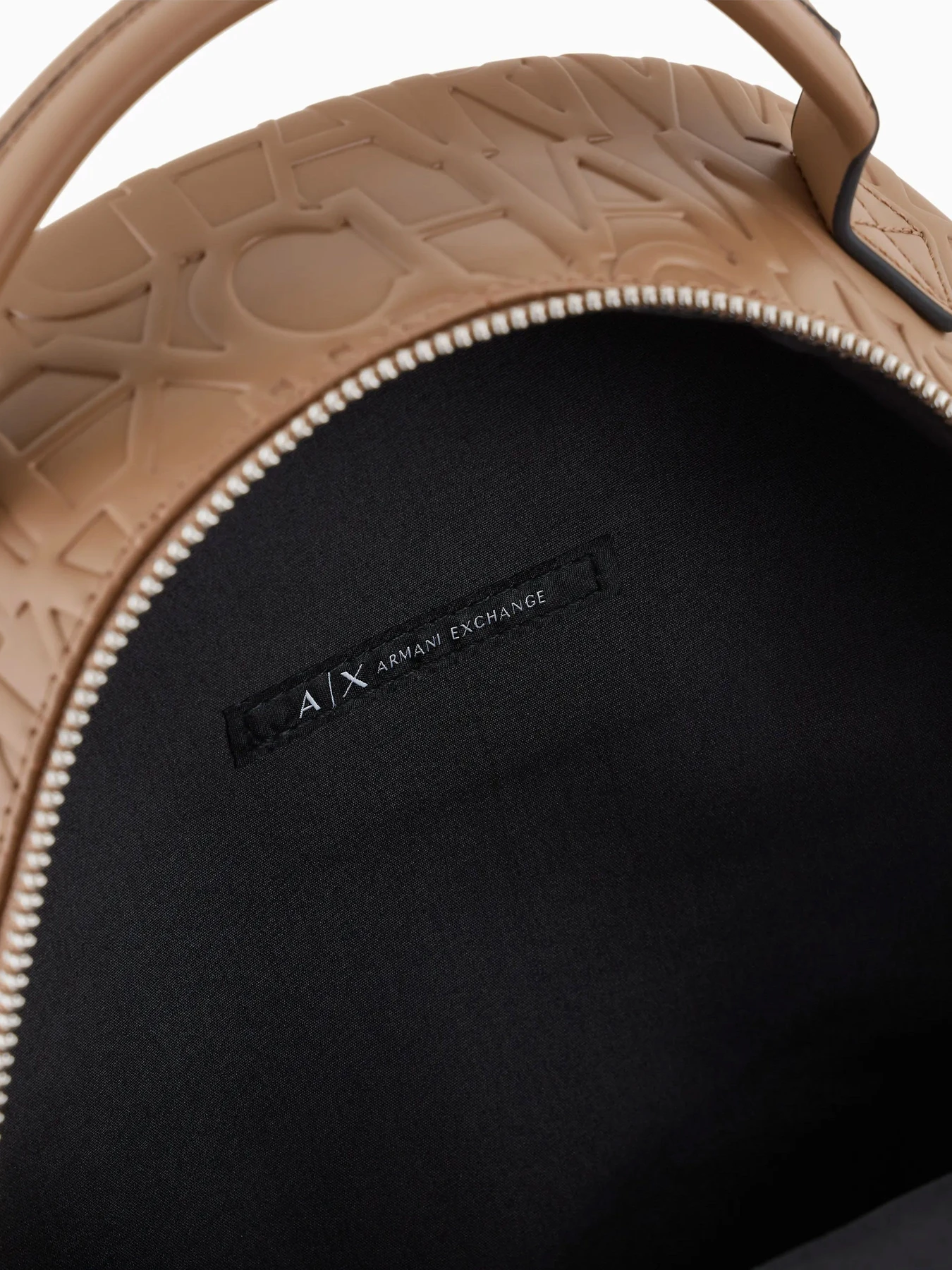 Рюкзаки Armani Exchange модель 942805-CC793-14949 Рюкзаки Armani Exchange модель 942805-CC793-14949 Фото
