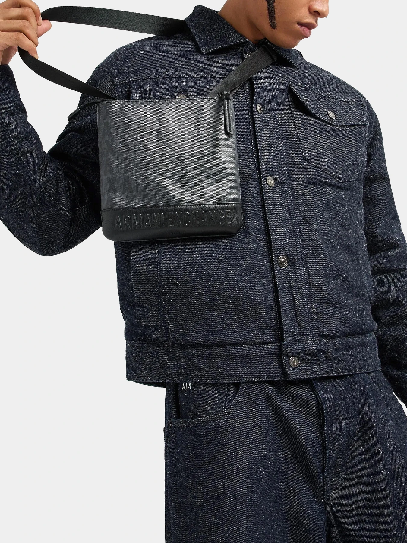 Сумки Armani Exchange модель 952718-4F865-21742 Фото