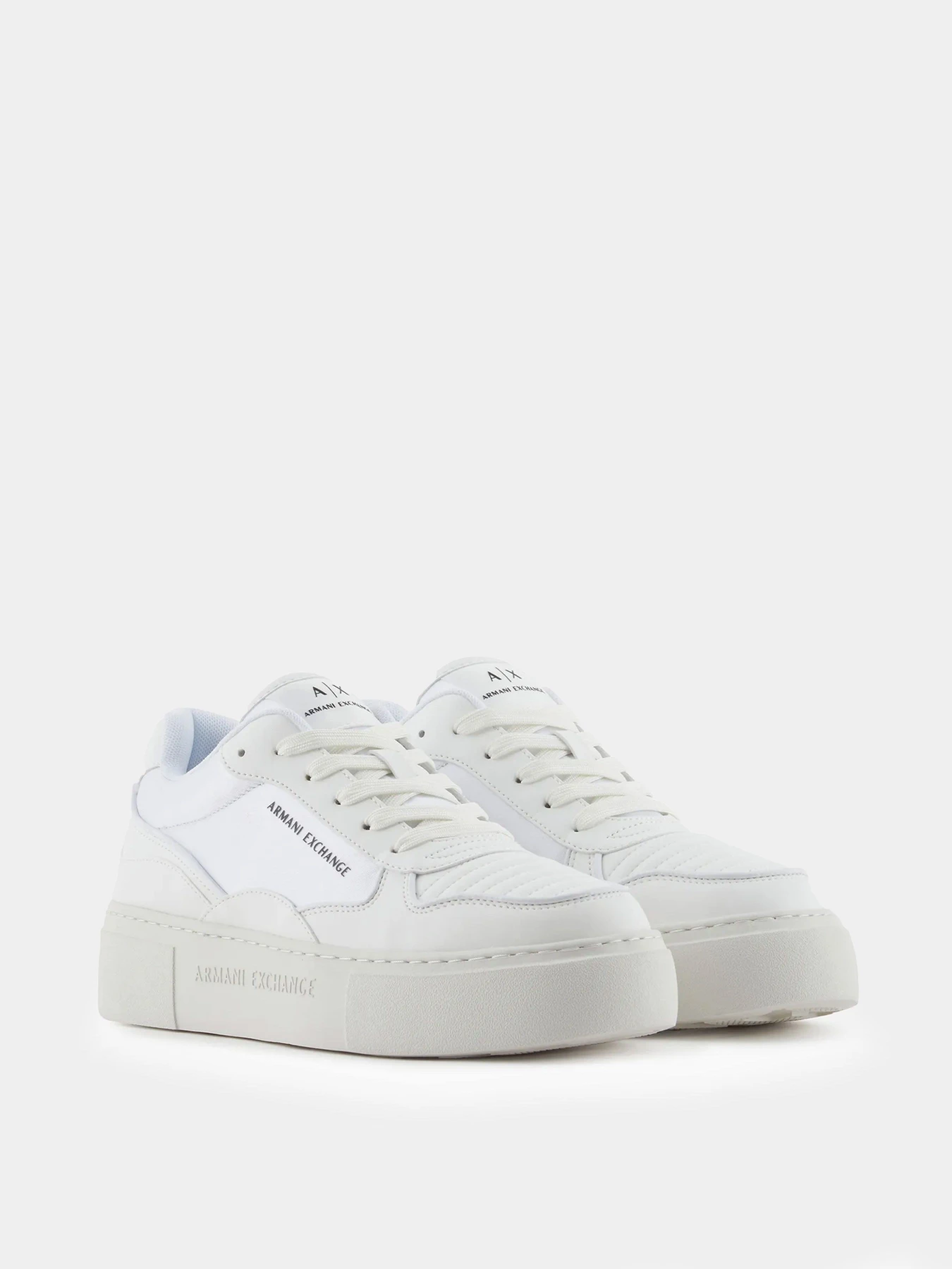 Кроссовки Armani Exchange модель XDX161-XV889-U273 Кроссовки Armani Exchange модель XDX161-XV889-U273 Фото