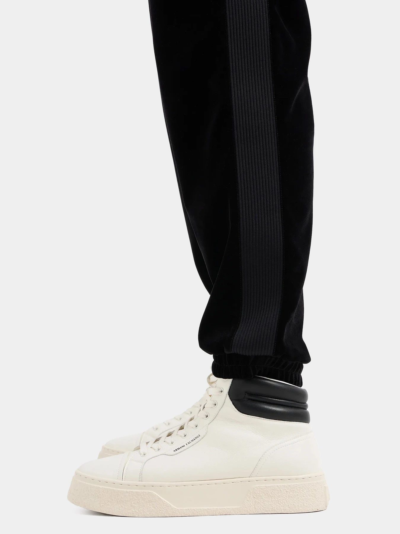Брюки Armani Exchange модель XM000022-AF10169-UC001 Брюки Armani Exchange модель XM000022-AF10169-UC001 Фото