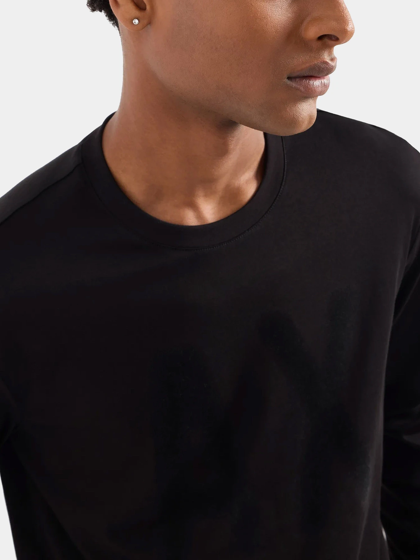 Худи и свитшоты Armani Exchange модель XM000126-AF10358-UC001 Худи и свитшоты Armani Exchange модель XM000126-AF10358-UC001 Фото