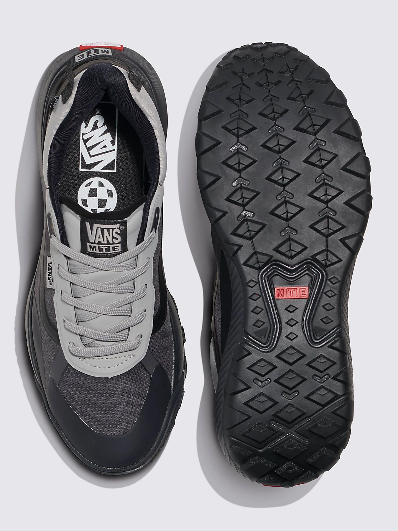 Кроссовки Vans модель VN000CVU85T1 Кроссовки Vans модель VN000CVU85T1 Фото
