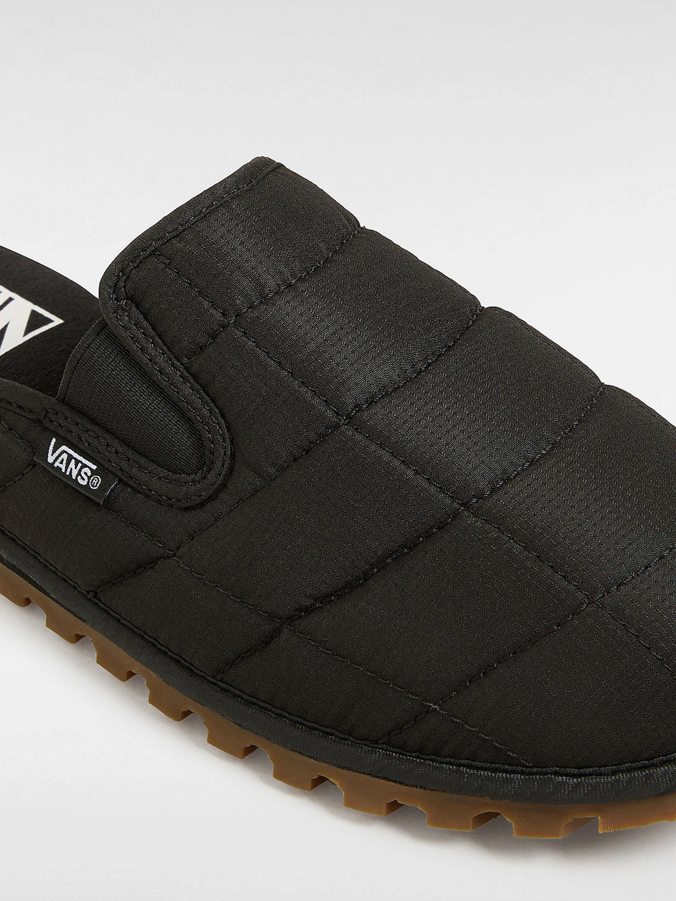 Шлёпанцы Vans модель VN000D27BLK1 Фото