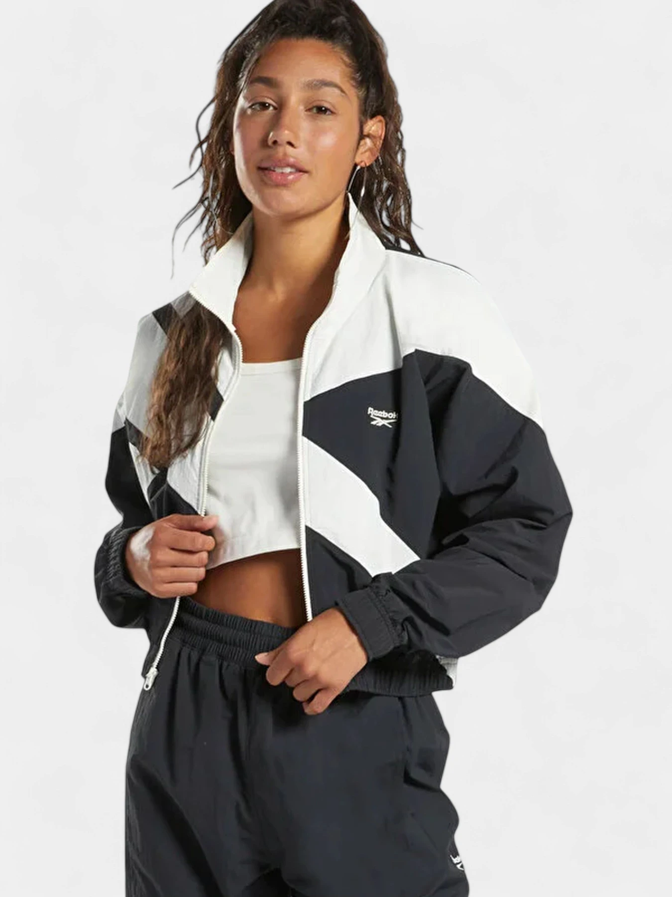 Куртки и дубленки Reebok модель HH9752 Фото