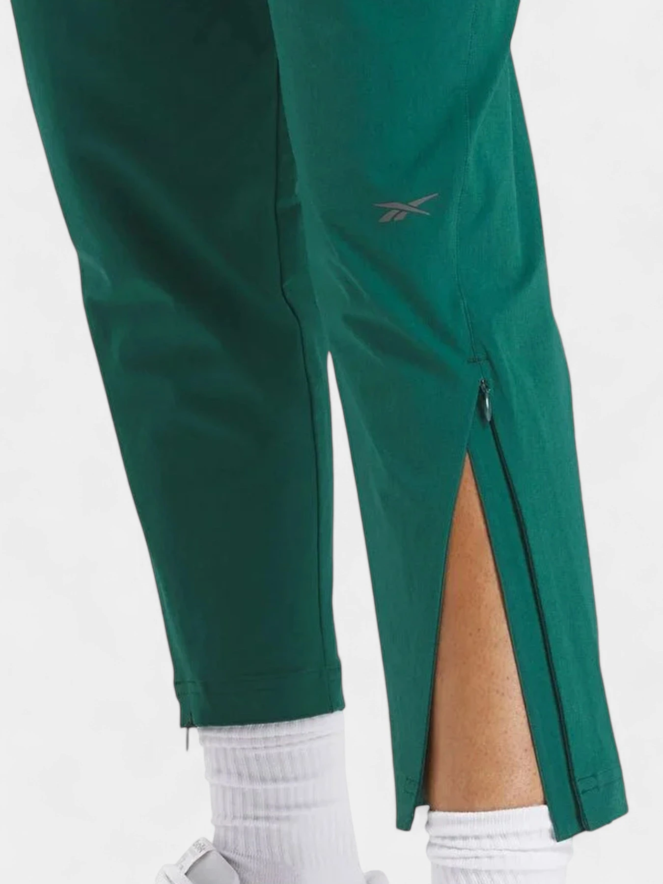 Брюки Reebok модель 101943646 Брюки Reebok модель 101943646 Фото