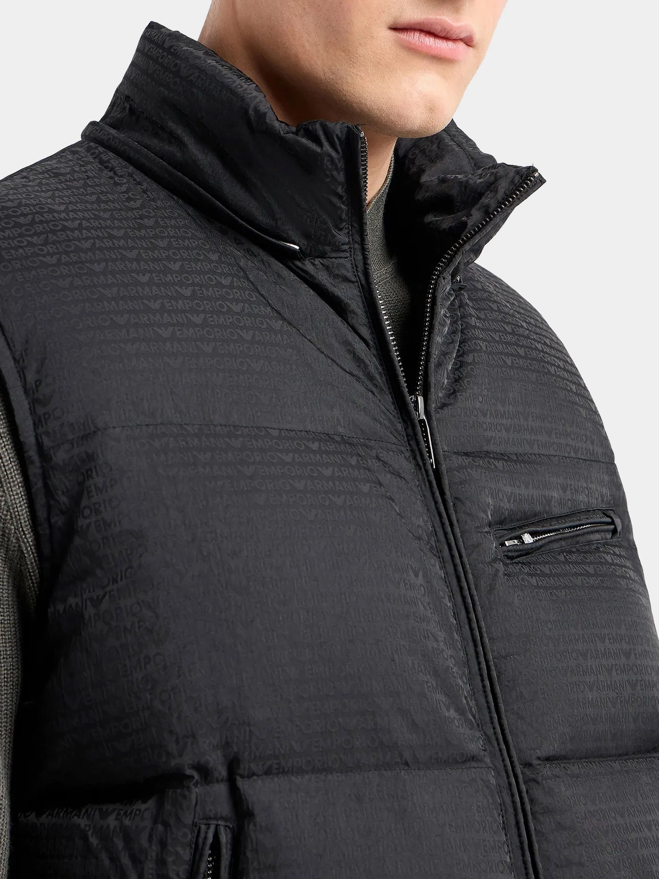 Куртки и дубленки Emporio Armani модель 6D1B66-1NNXZ-0999 Куртки и дубленки Emporio Armani модель 6D1B66-1NNXZ-0999 Фото