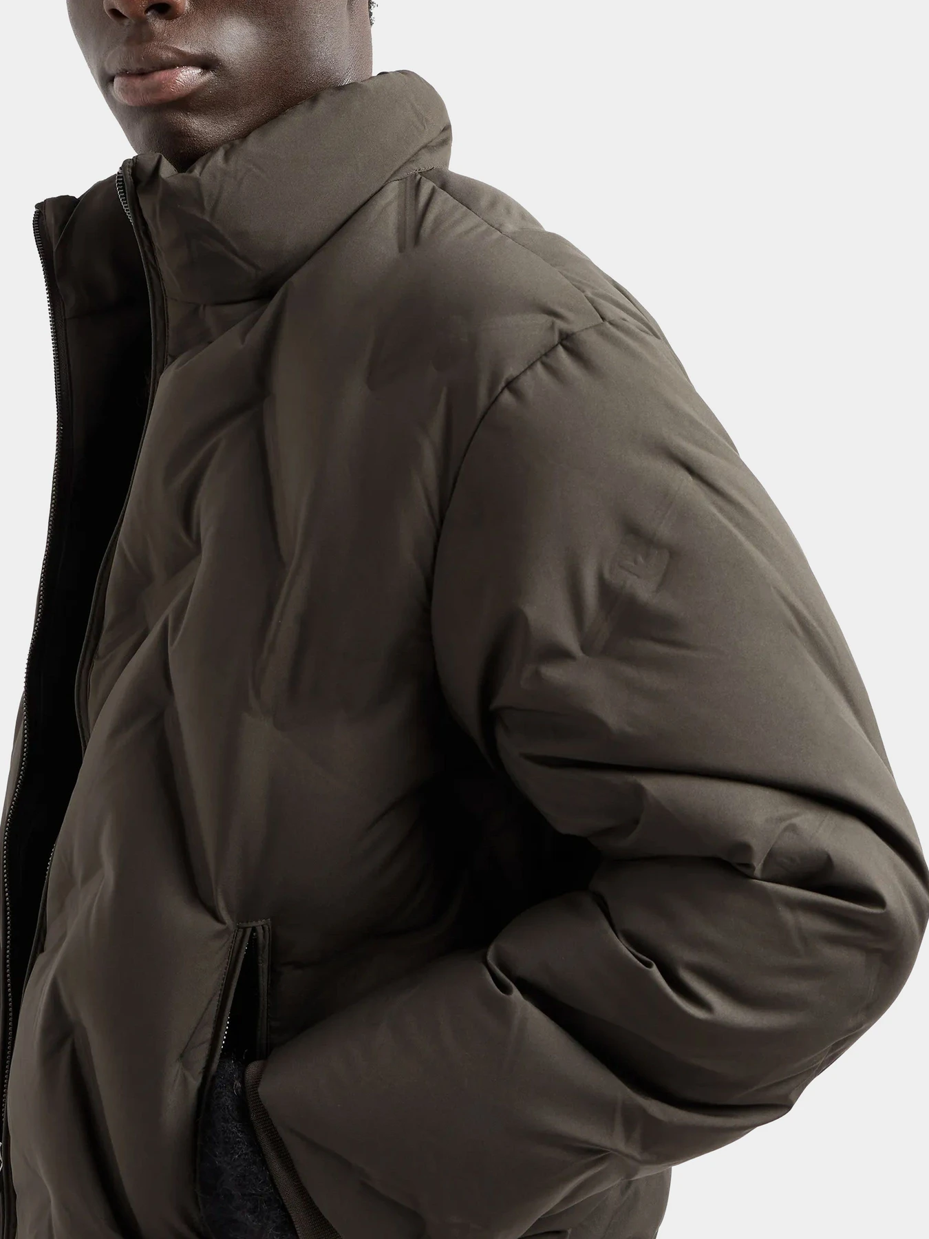 Куртки и дубленки Emporio Armani модель 6D1BD6-1NUEZ-05A6 Куртки и дубленки Emporio Armani модель 6D1BD6-1NUEZ-05A6 Фото