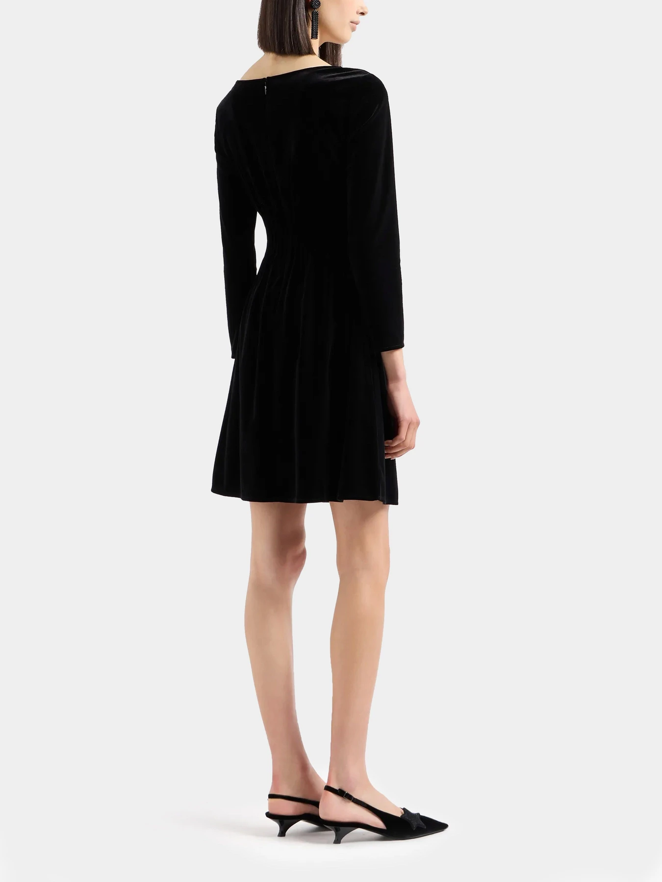 Платья Emporio Armani модель 6D2A6A-2JVZZ-0999 Платья Emporio Armani модель 6D2A6A-2JVZZ-0999 Фото