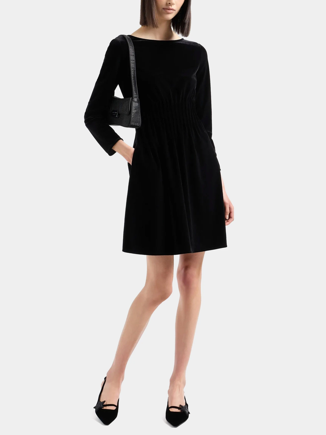 Платья Emporio Armani модель 6D2A6A-2JVZZ-0999 Платья Emporio Armani модель 6D2A6A-2JVZZ-0999 Фото