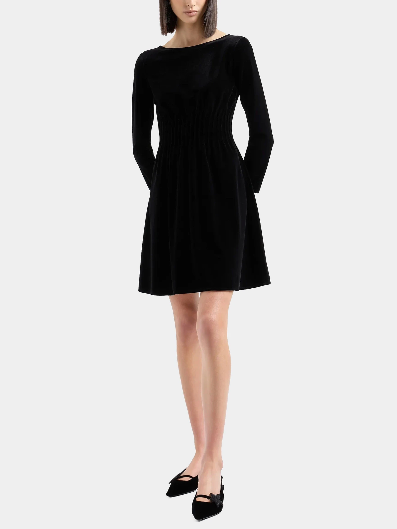 Платья Emporio Armani модель 6D2A6A-2JVZZ-0999 Платья Emporio Armani модель 6D2A6A-2JVZZ-0999 Фото