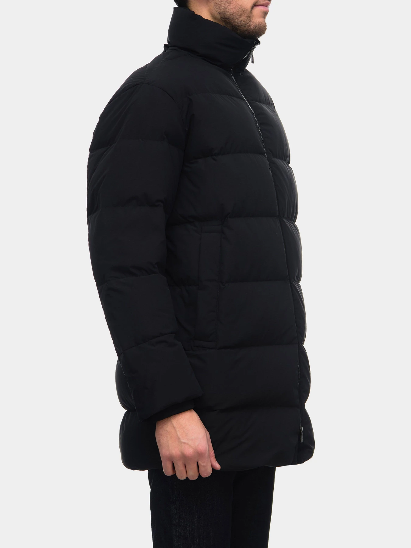 Куртки и дубленки Emporio Armani модель 8N1LA5-1NLRZ-0999 Куртки и дубленки Emporio Armani модель 8N1LA5-1NLRZ-0999 Фото