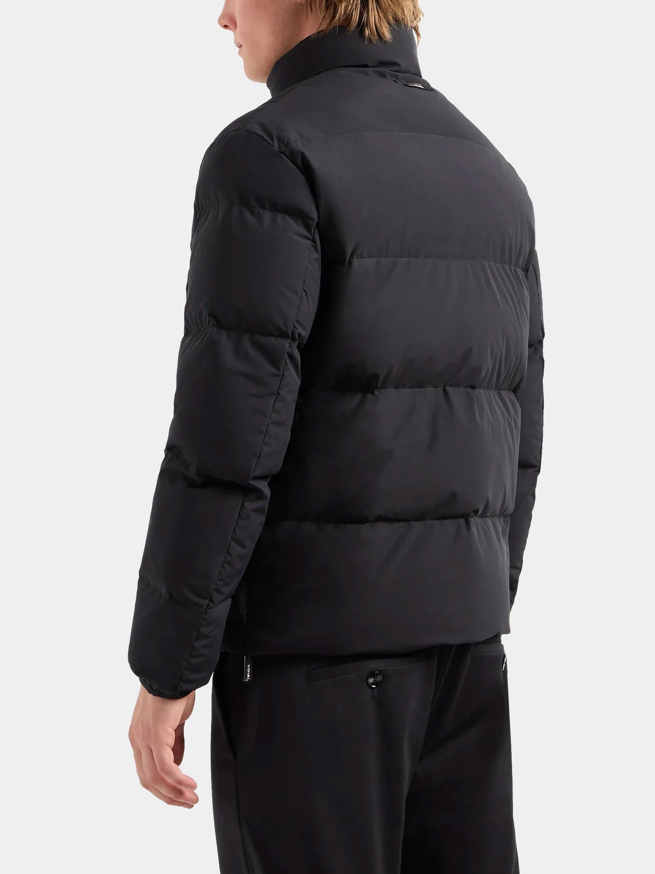 Куртки и дубленки Emporio Armani модель 8N1BQ3-1NLRZ-0999 Фото