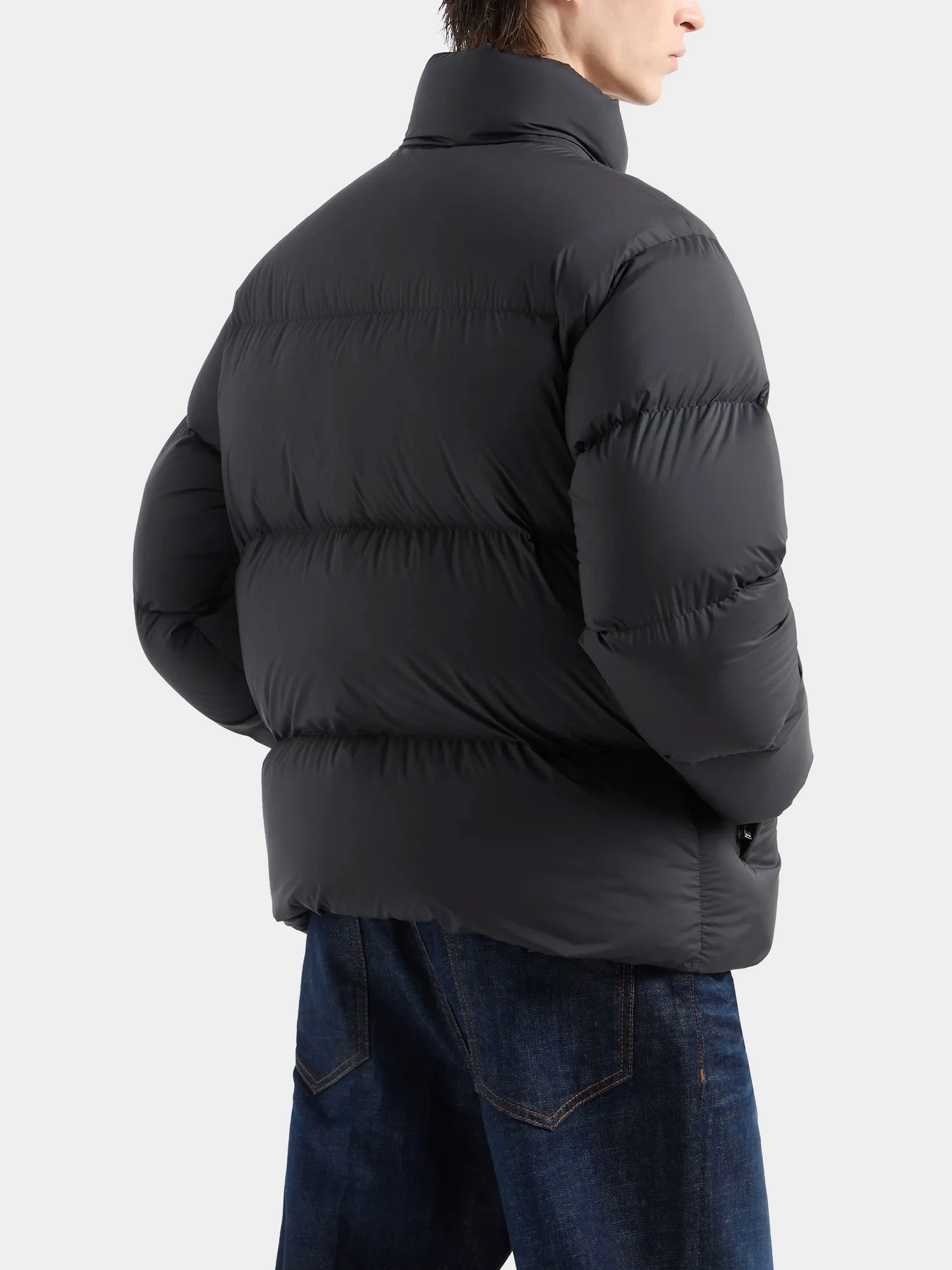 Куртки и дубленки Emporio Armani модель 6D1BF6-1NQTZ-0999 Фото