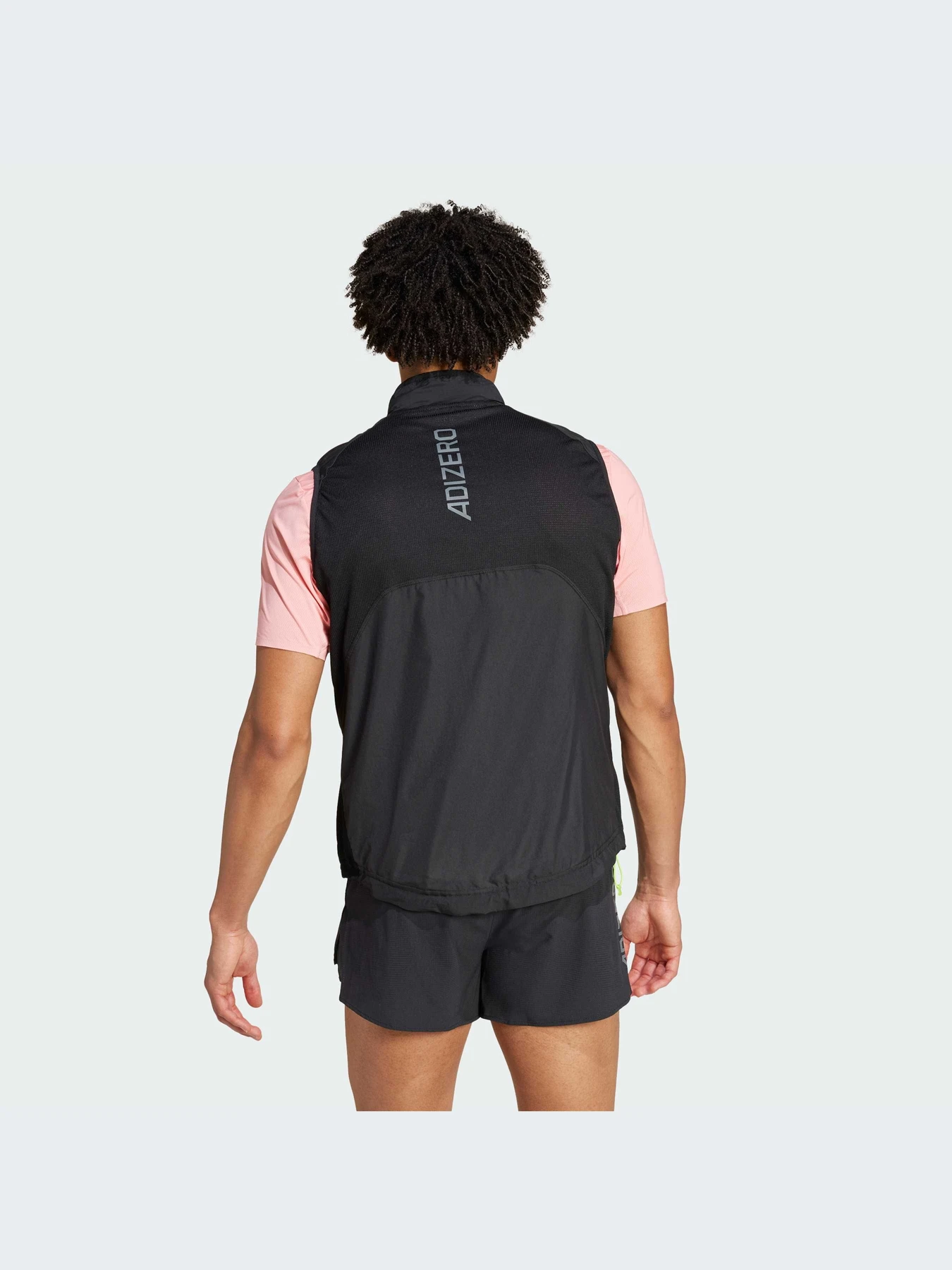 Куртки и дубленки Adidas модель IM8552-KZ Куртки и дубленки Adidas модель IM8552-KZ Фото
