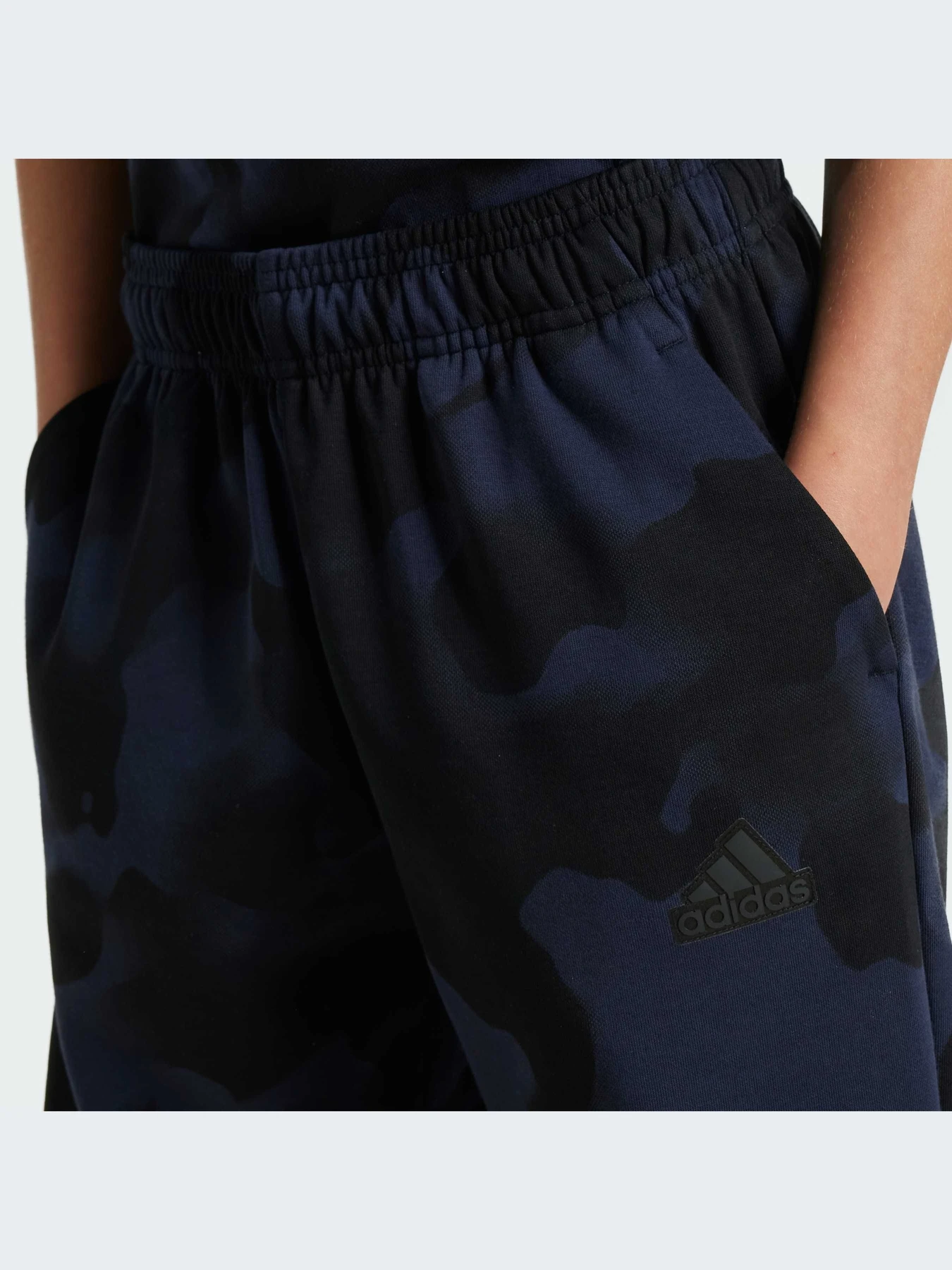 Брюки Adidas модель IV9490-KZ Брюки Adidas модель IV9490-KZ Фото